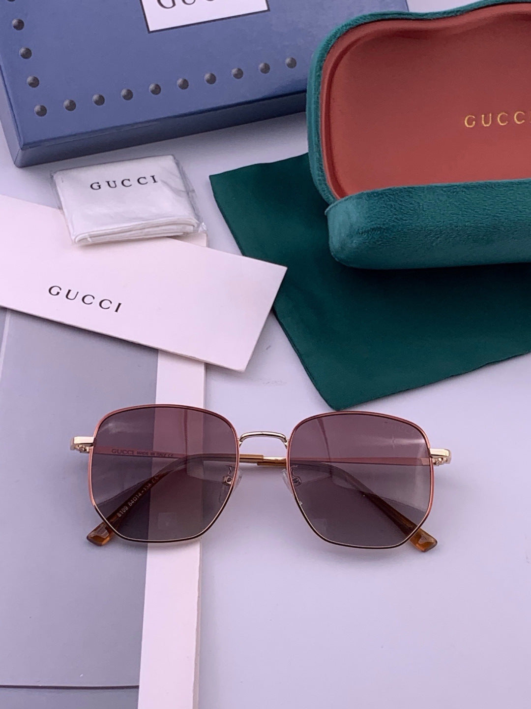 Gucci G9810 Polarized Oversized Black Lens Sunglasses for Men & Women - 448737 - detail image 7
