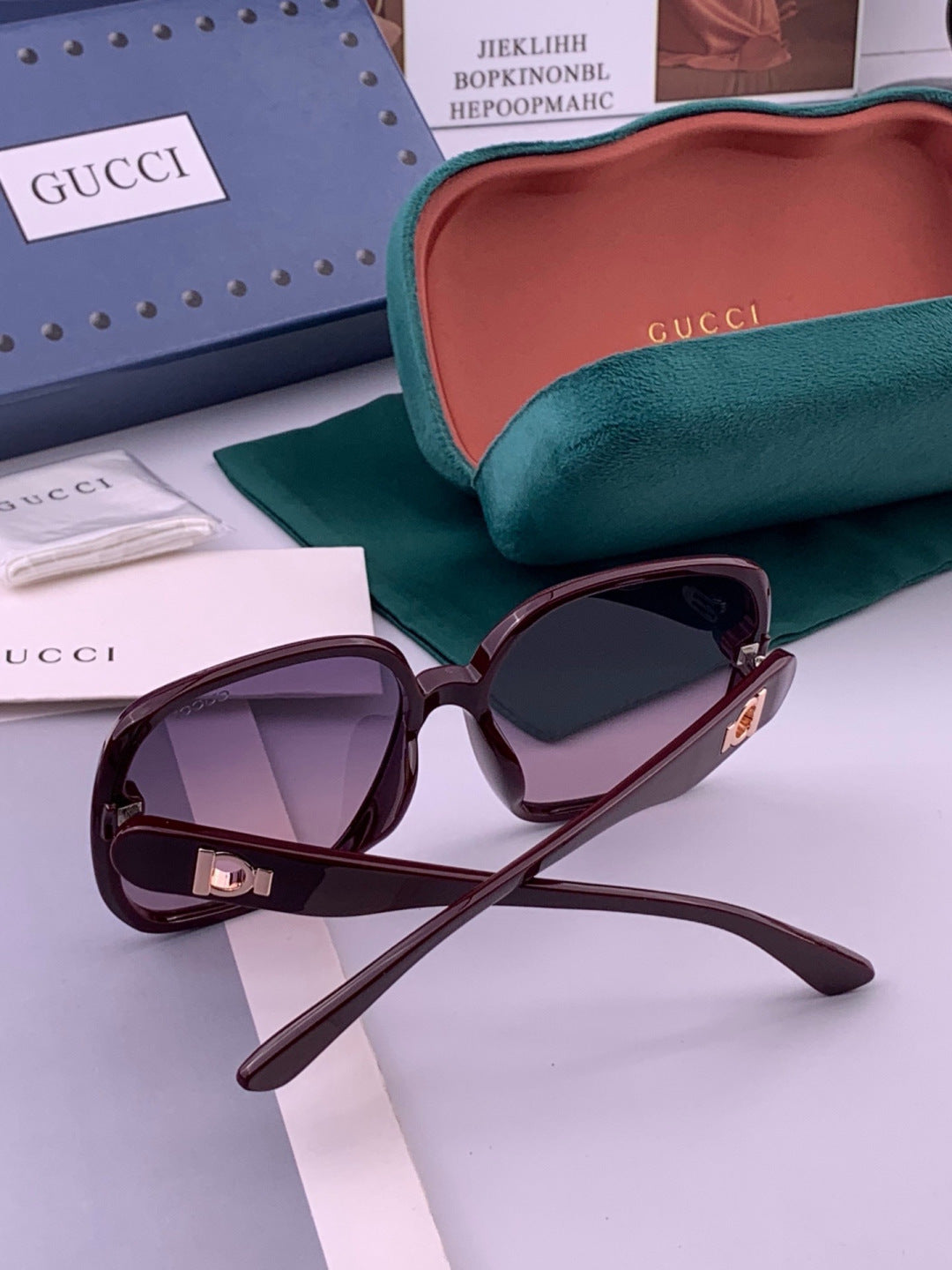 Gucci G0388 Round Red Lens Sunglasses for Men & Women - 448880 - detail image 4