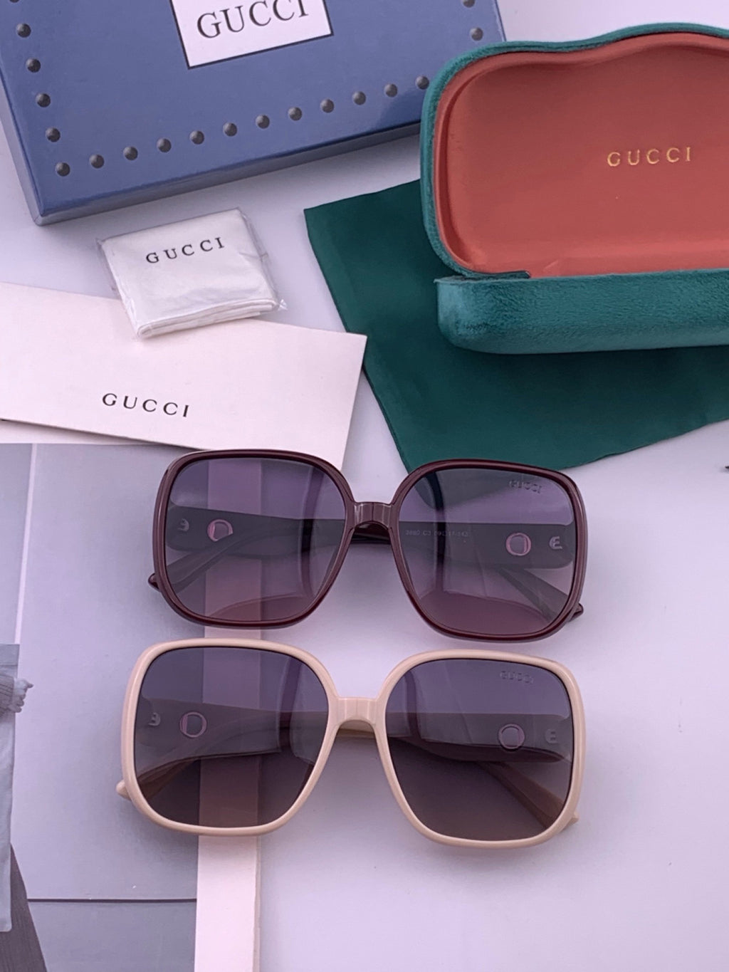 Gucci G0388 Round Red Lens Sunglasses for Men & Women - 448880 - detail image 7