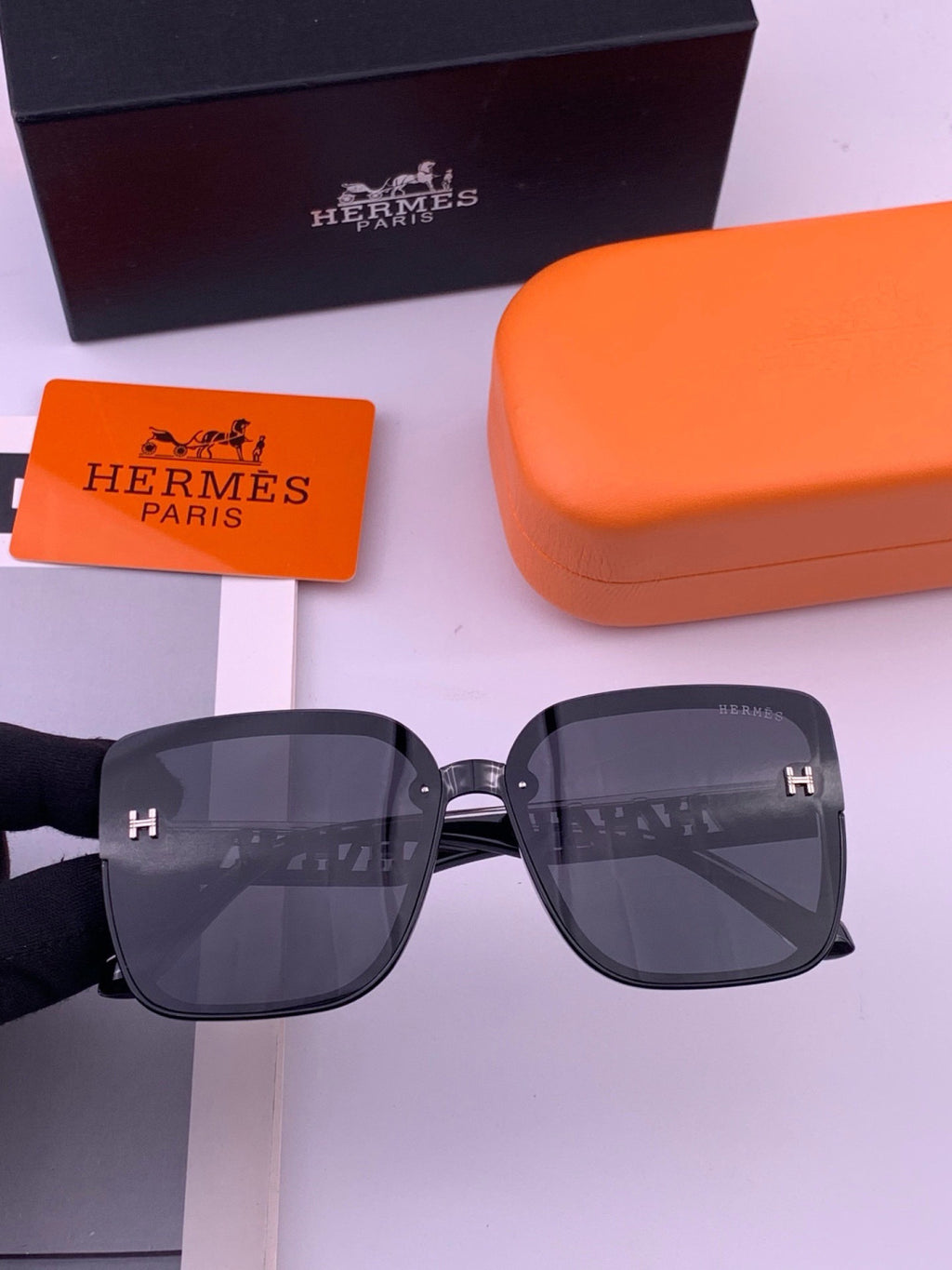 Hermès H7993 Square Black Lens Sunglasses for Men & Women - 450031