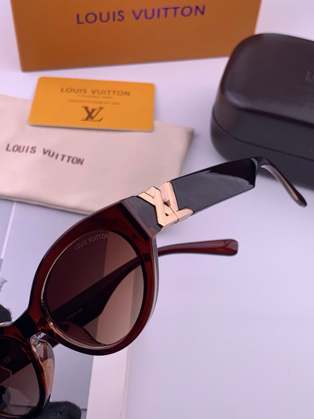 Louis Vuitton L15803 Square Black Lens Sunglasses for Women - 448505 - detail image 3