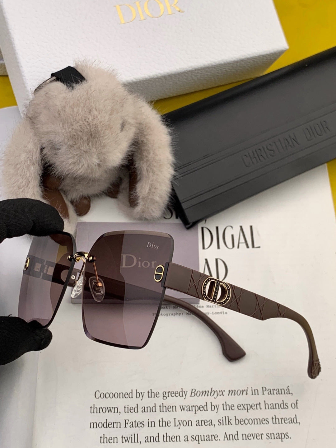 Dior D3550 Square Black Lens Sunglasses for Men & Women - 449169 - detail image 4