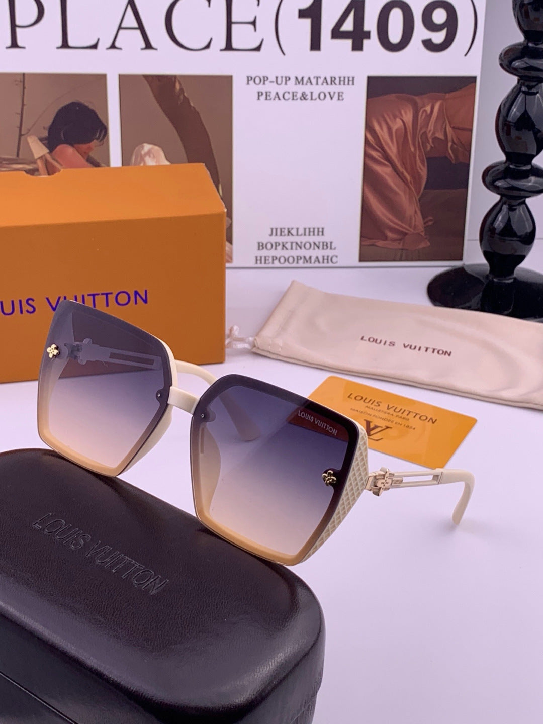 Louis Vuitton L6302 Square Gold Lens Sunglasses for Men & Women - 448512