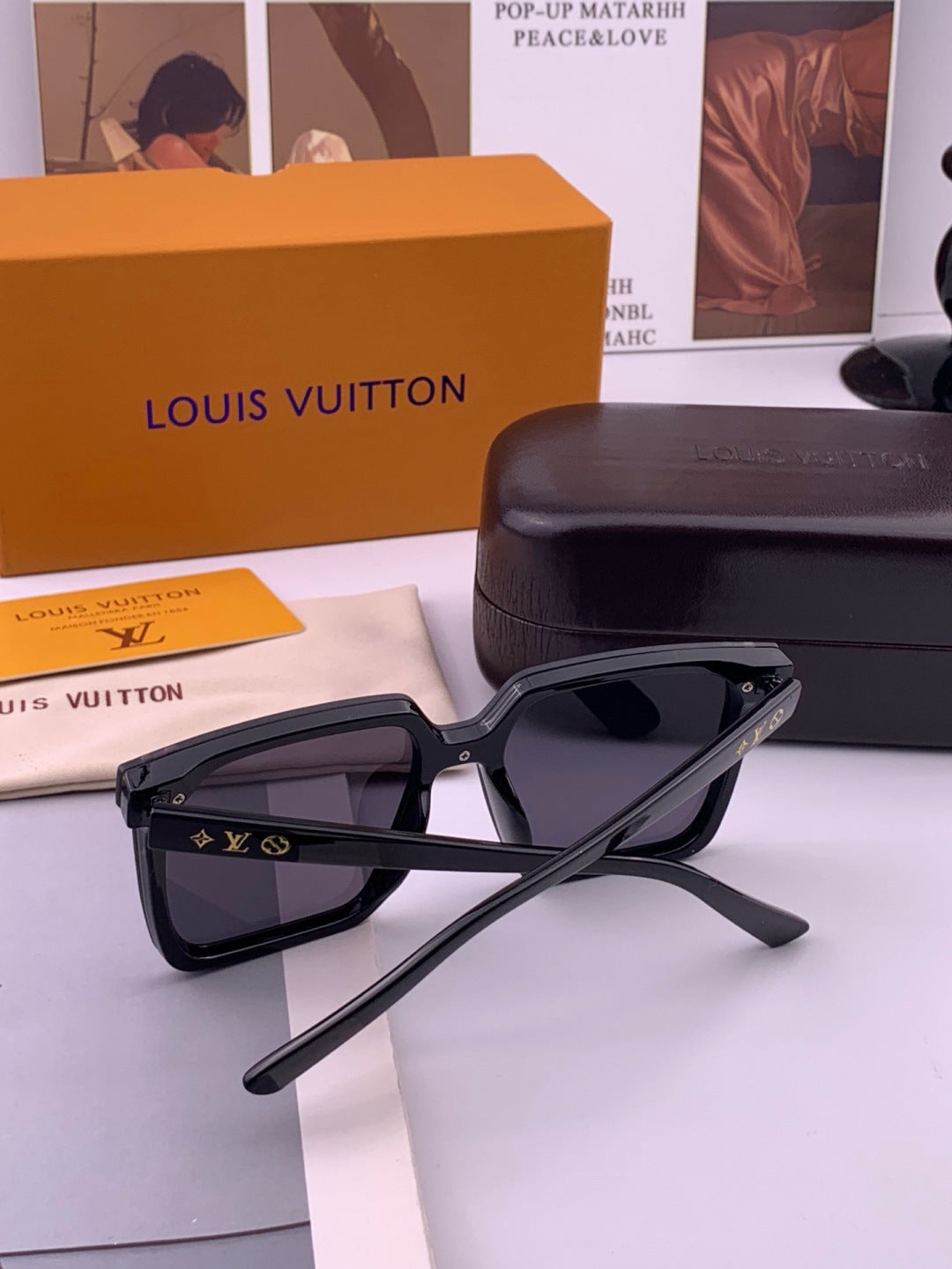 Louis Vuitton L6006 Oversized Black Lens Sunglasses for Men & Women - 448484 - detail image 7