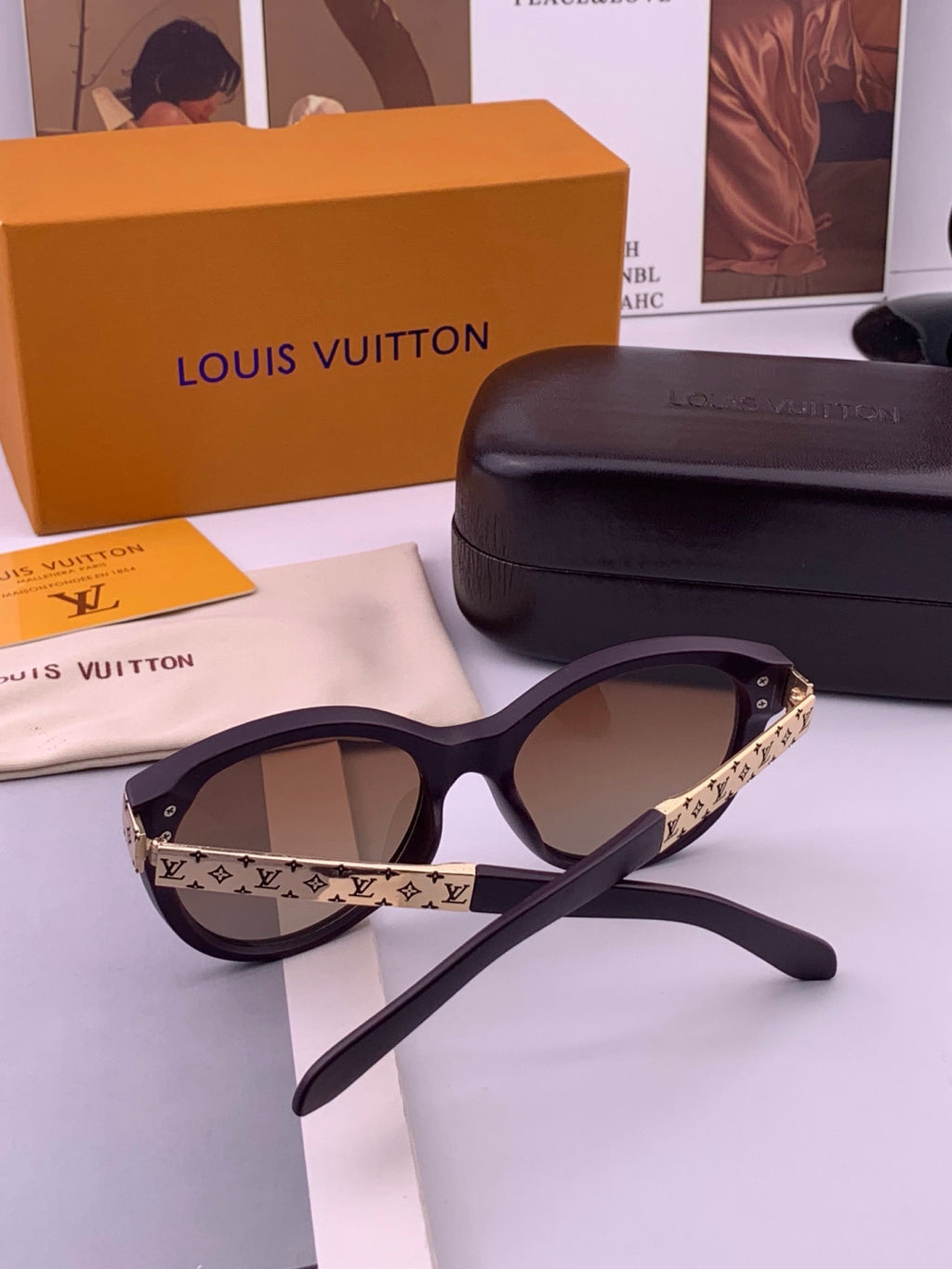 Louis Vuitton L87000 Oversized Black Lens Sunglasses for Men & Women - 448486 - detail image 7