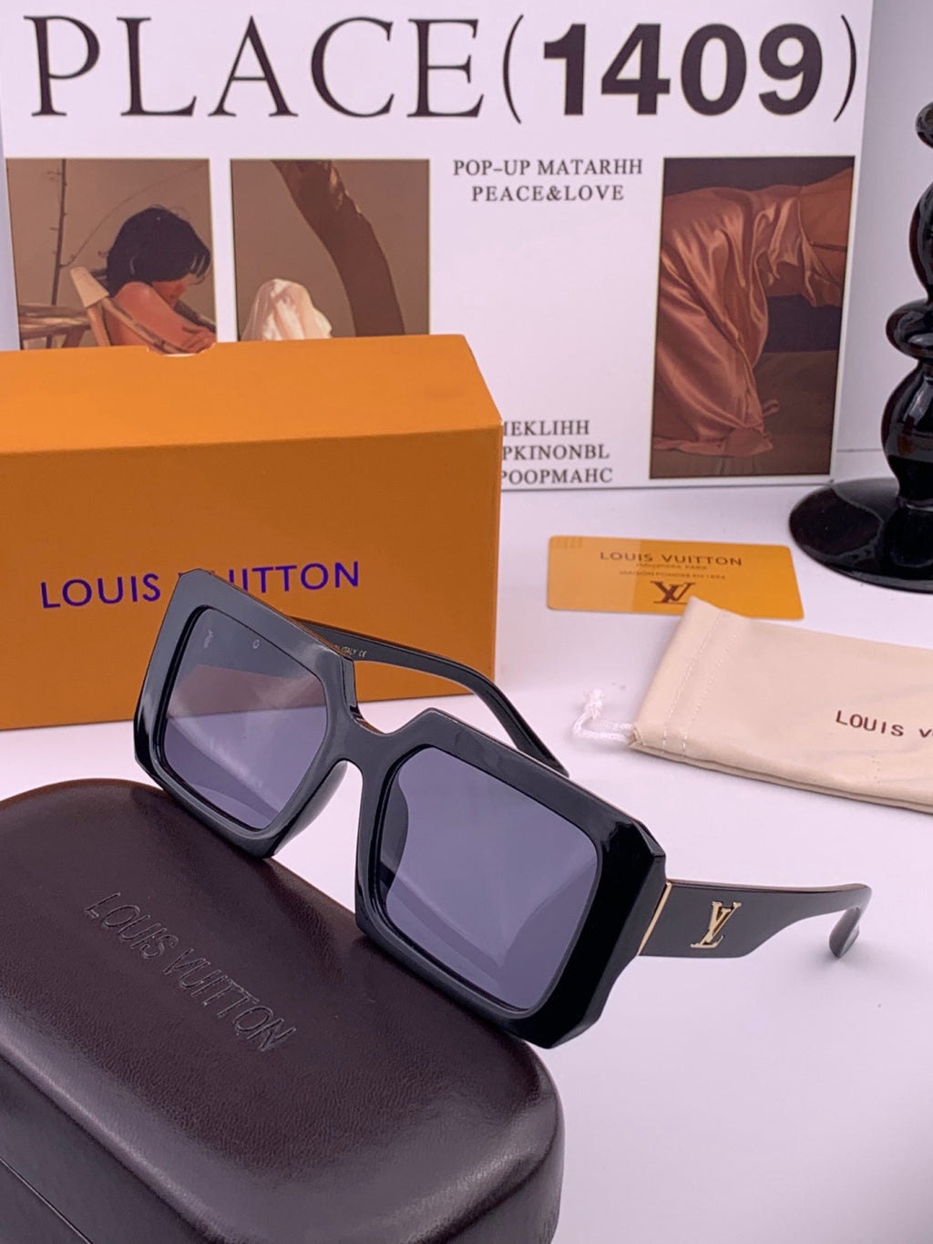 Louis Vuitton L37004 Oversized Black Lens Sunglasses for Men & Women - 448488 - detail image 2