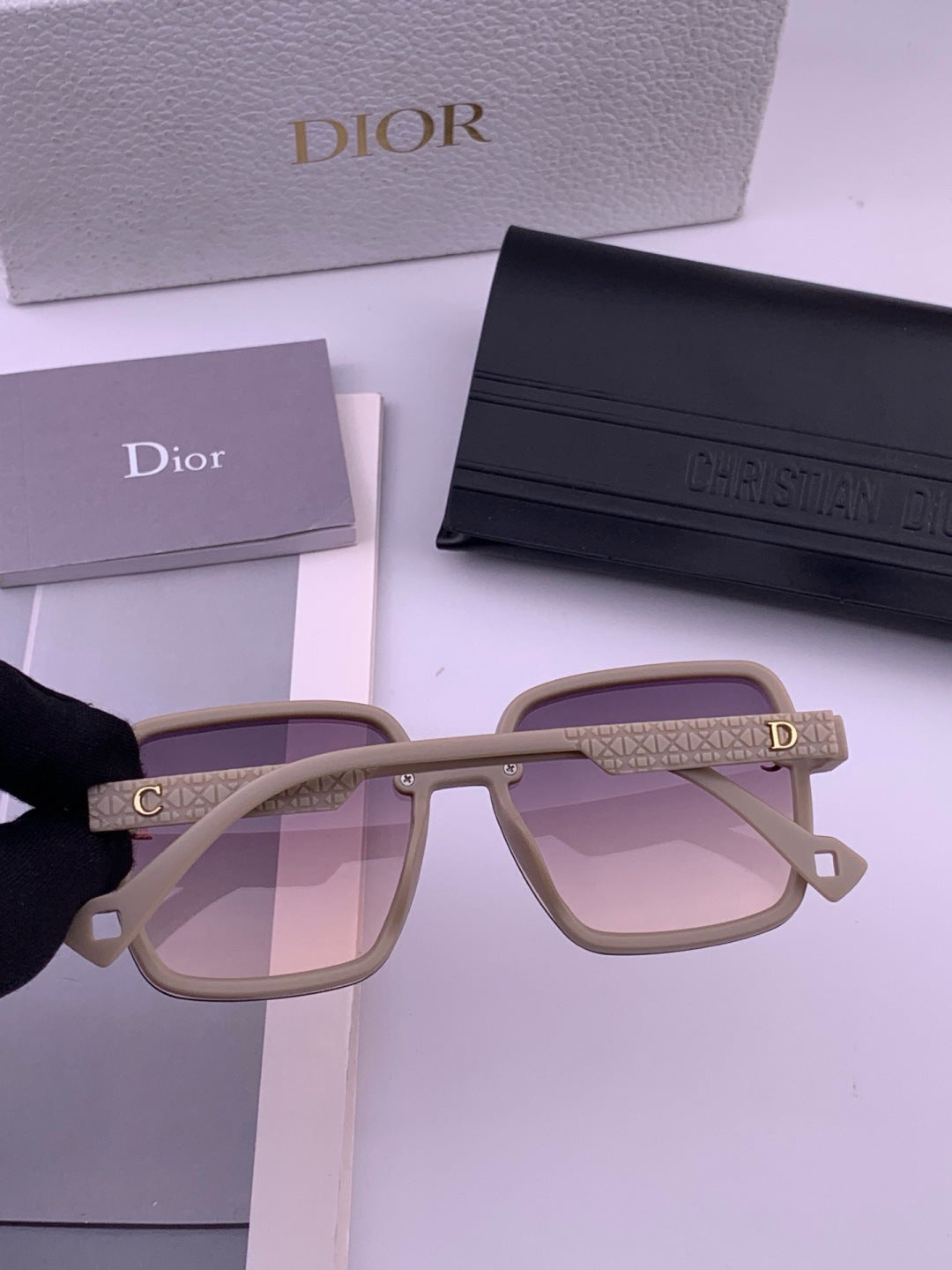 Dior D47002 Fashion Purple Lens Sunglasses for Men & Women - detail image 6
