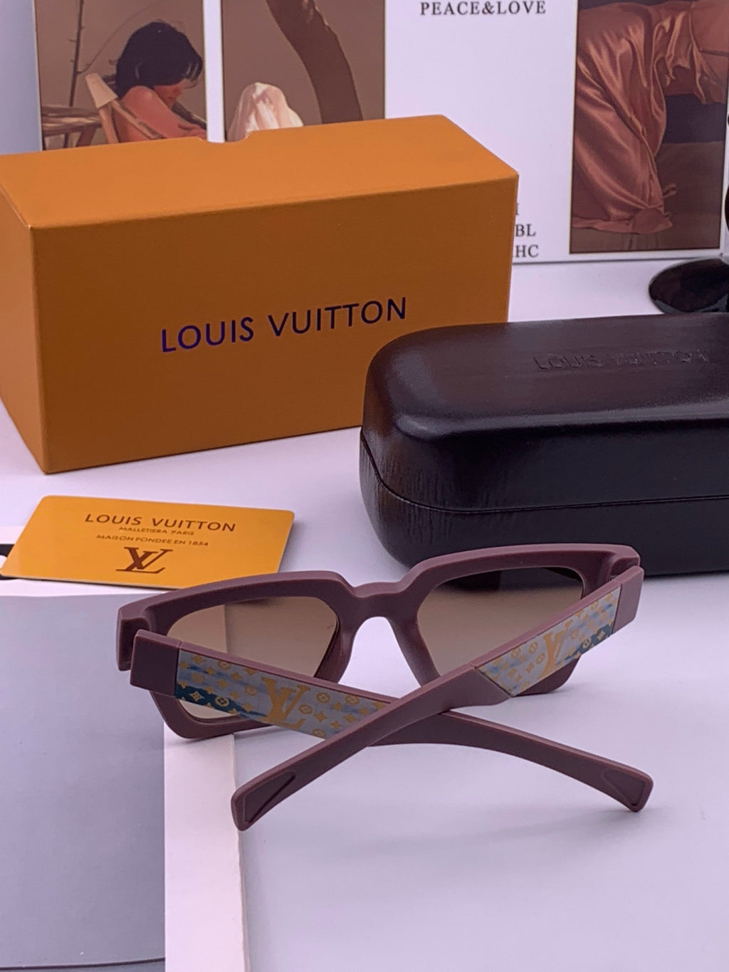 Louis Vuitton L37000 Oversized Brown Lens Sunglasses for Men & Women - 448578 - detail image 5