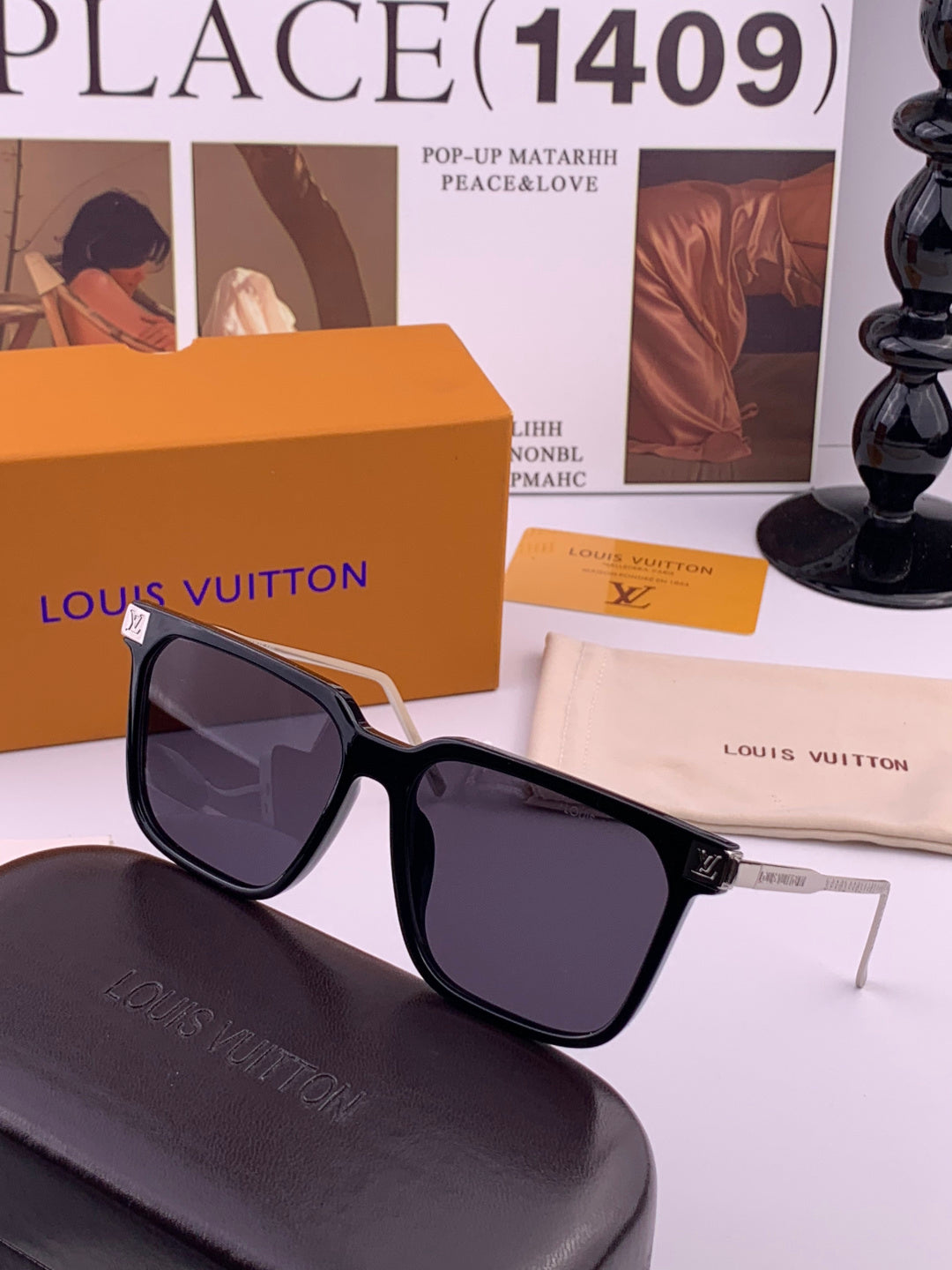 Louis Vuitton L7166 Aviator Gold Lens Sunglasses for Men & Women - 448554 - detail image 2
