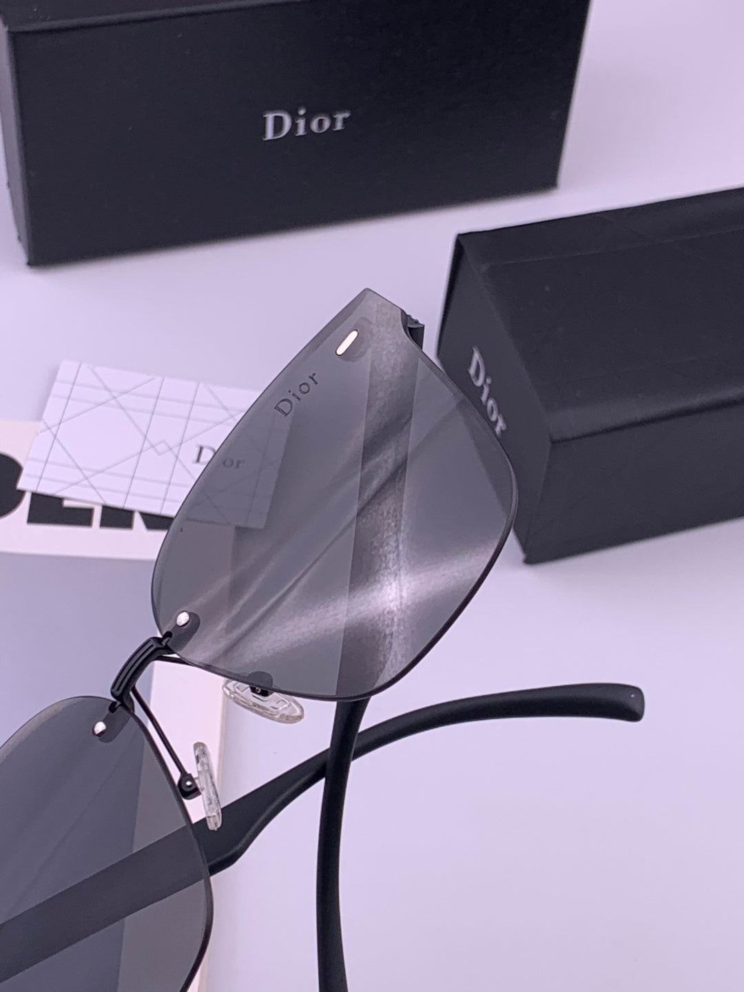 Dior CD5151 Acetate Fashion Black Lens Sunglasses for Men & Women - 465339 - detail image 5