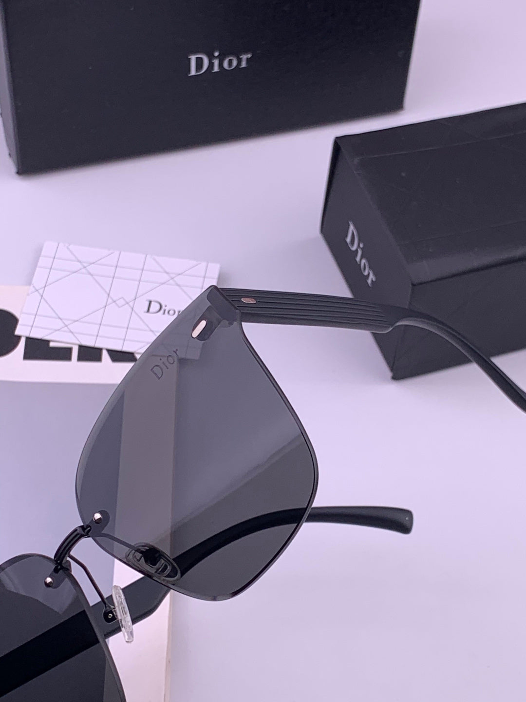 Dior CD5151 Acetate Fashion Black Lens Sunglasses for Men & Women - 465339 - detail image 3