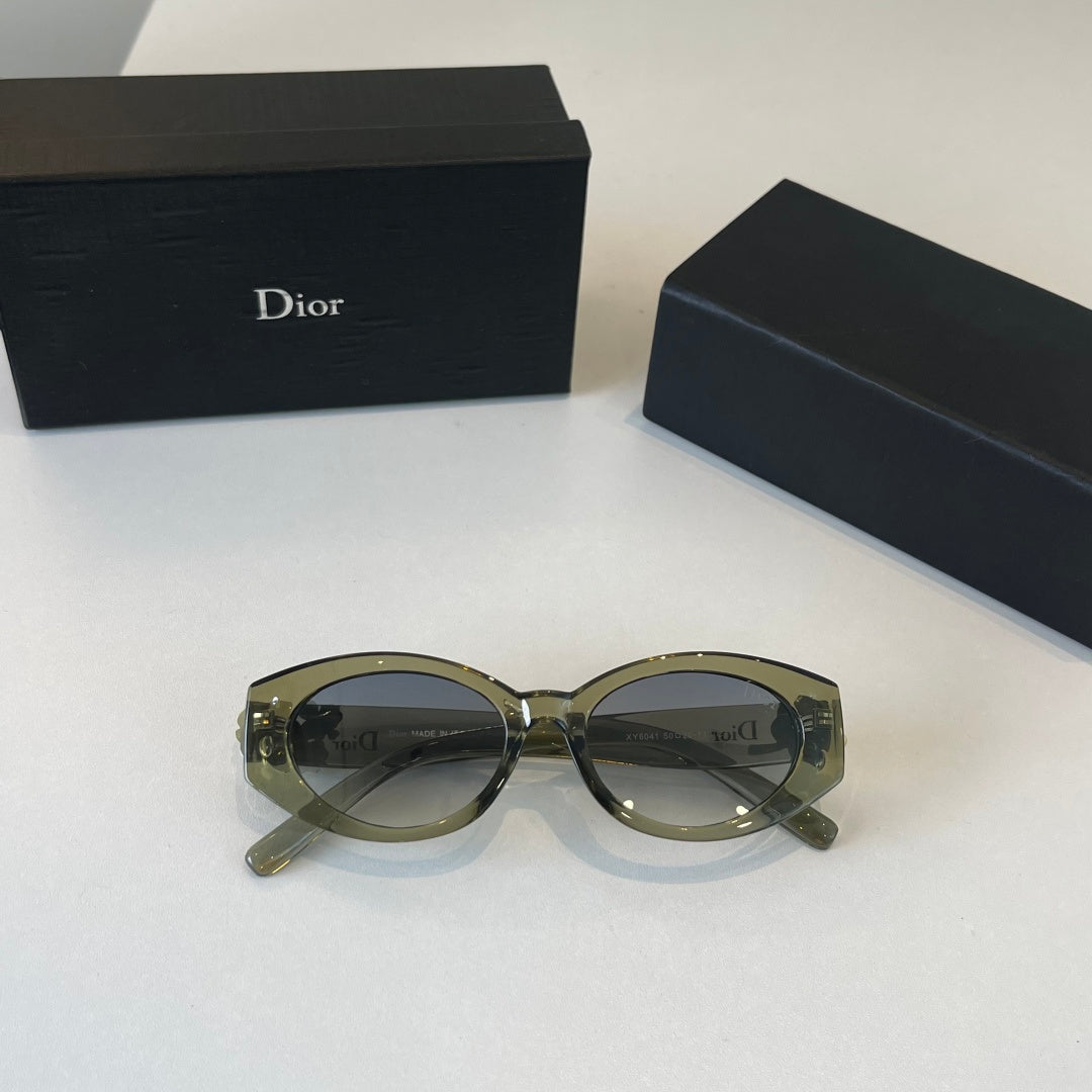 Dior Fashion Silver Lens Sunglasses for Men & Women - 486773 - detail image 4