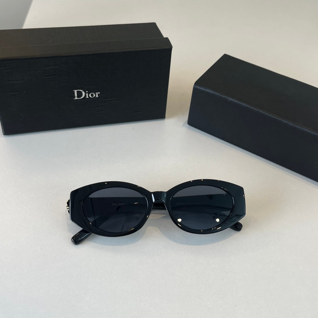 Dior Fashion Silver Lens Sunglasses for Men & Women - 465358 - detail image 4