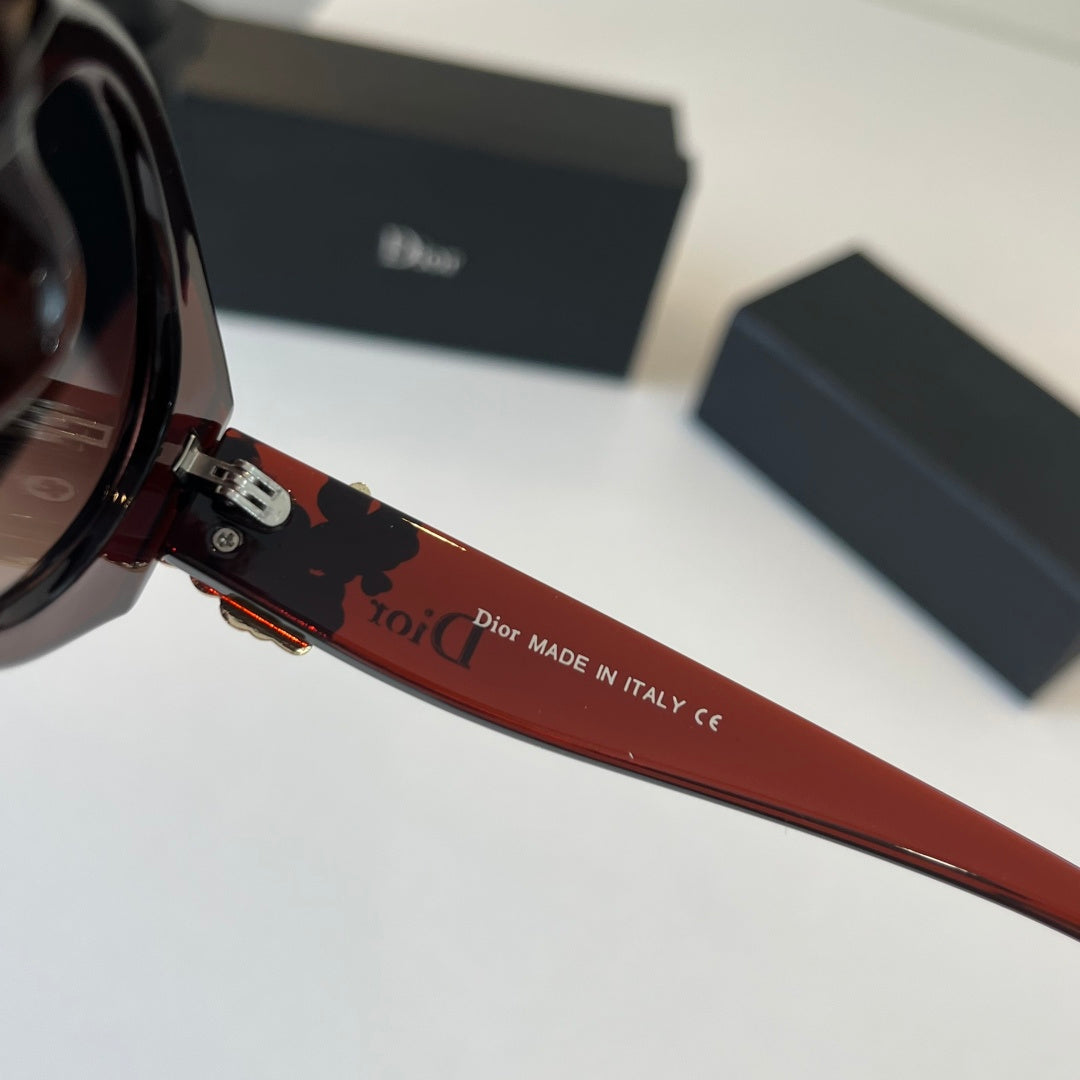 Dior Fashion Red Lens Sunglasses for Men & Women - 486775 - detail image 10