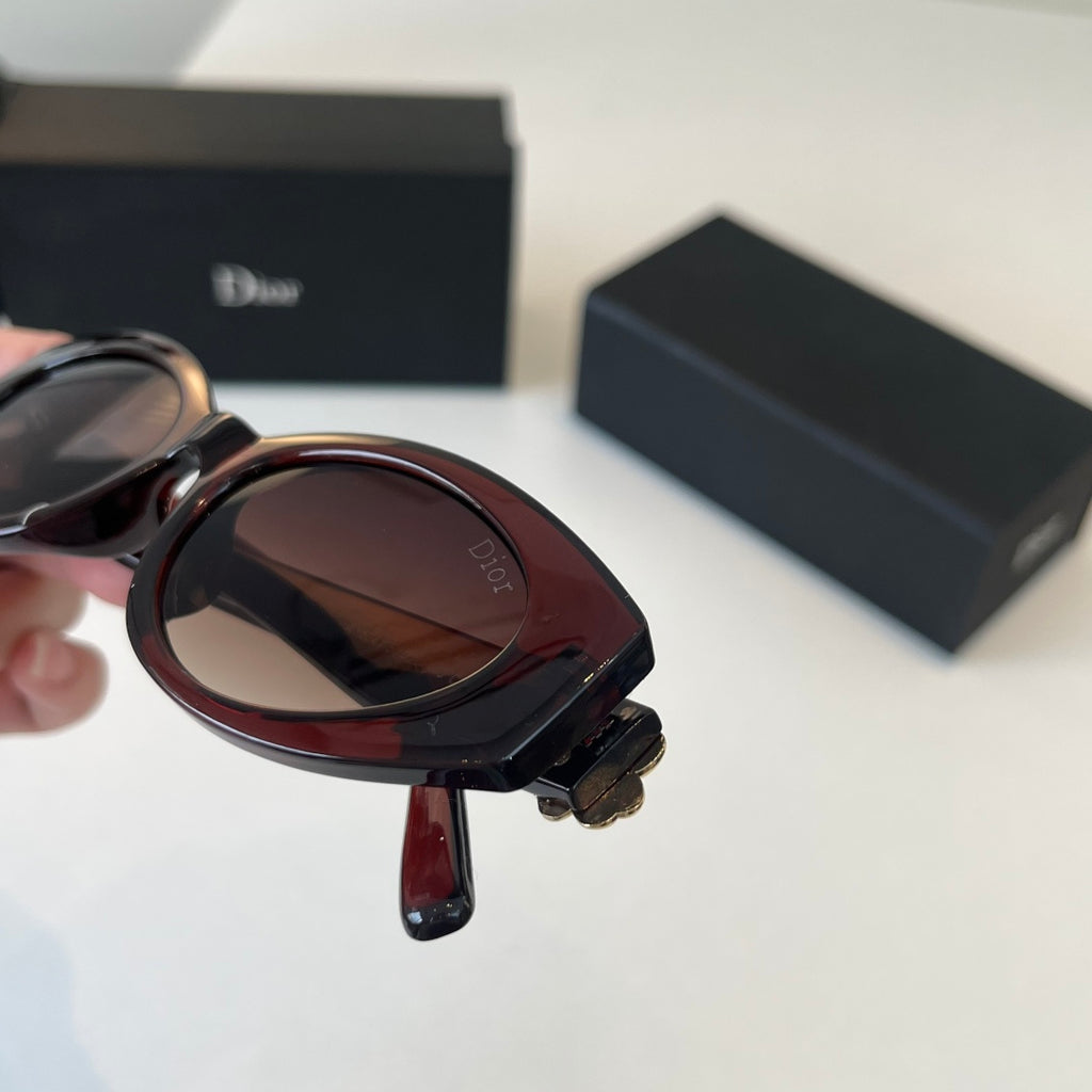Dior Fashion Red Lens Sunglasses for Men & Women - 465359 - detail image 6