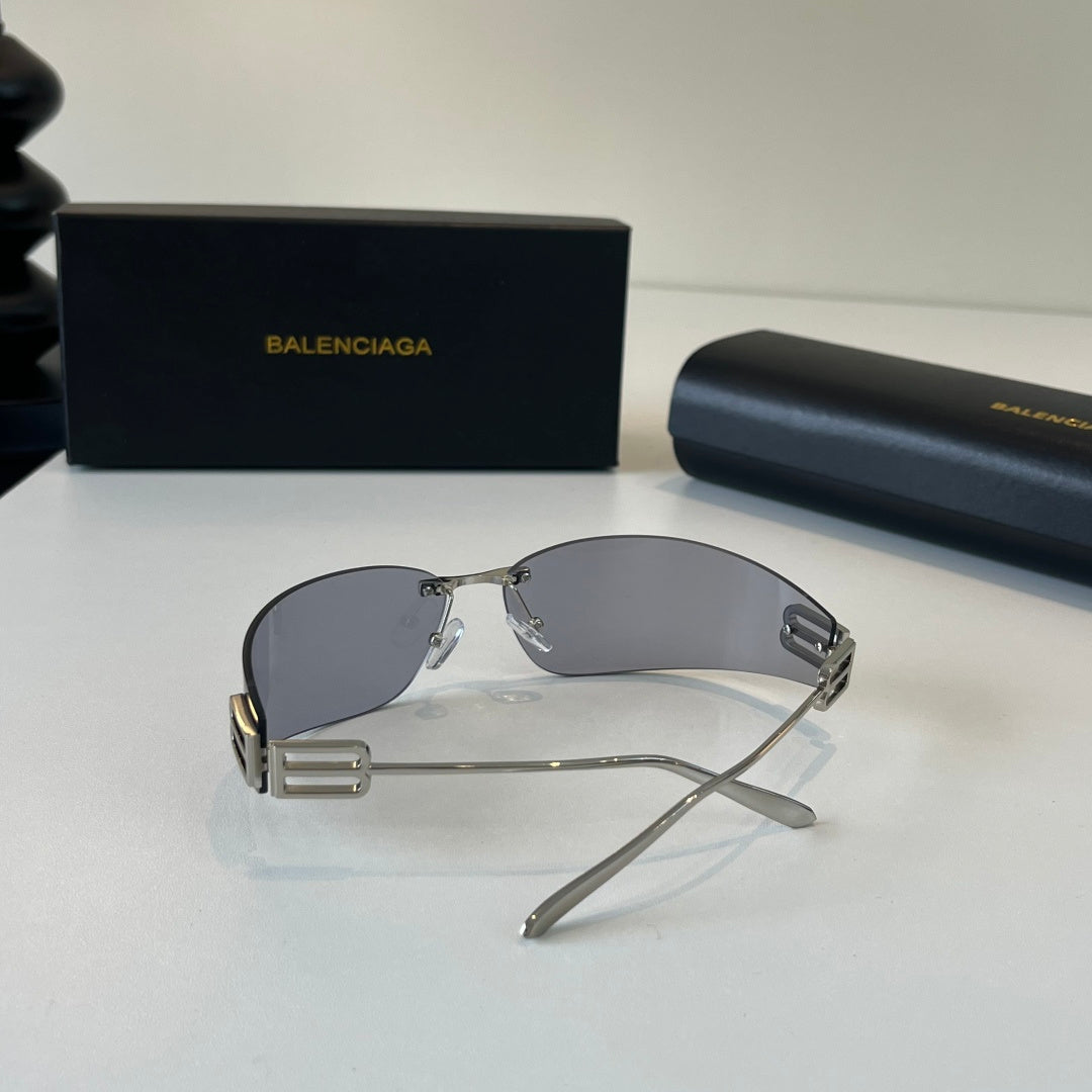 Balenciaga Rectangular Silver Lens Sunglasses for Men & Women - 466022 - detail image 5