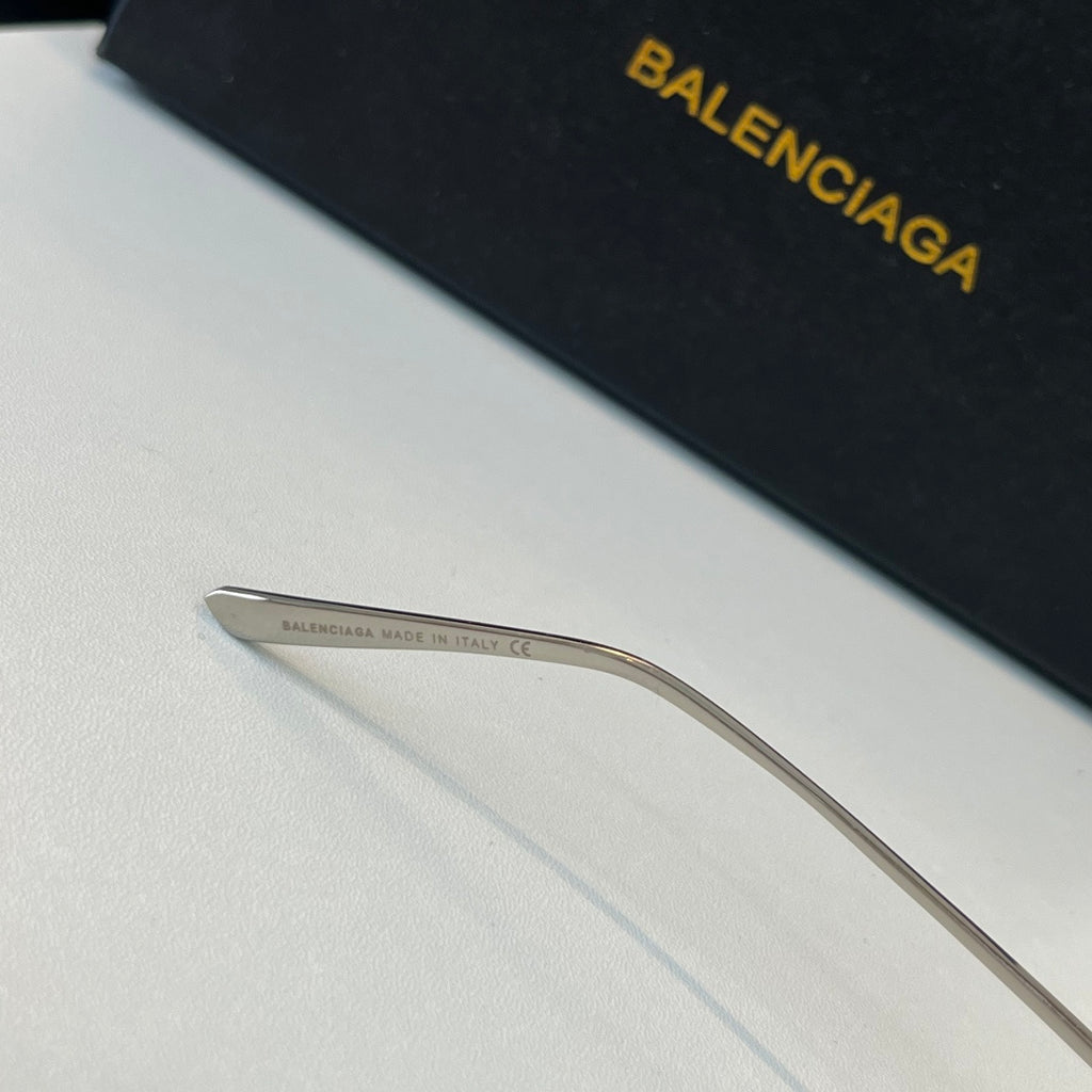 Balenciaga Rectangular Silver Lens Sunglasses for Men & Women - 466018 - detail image 7