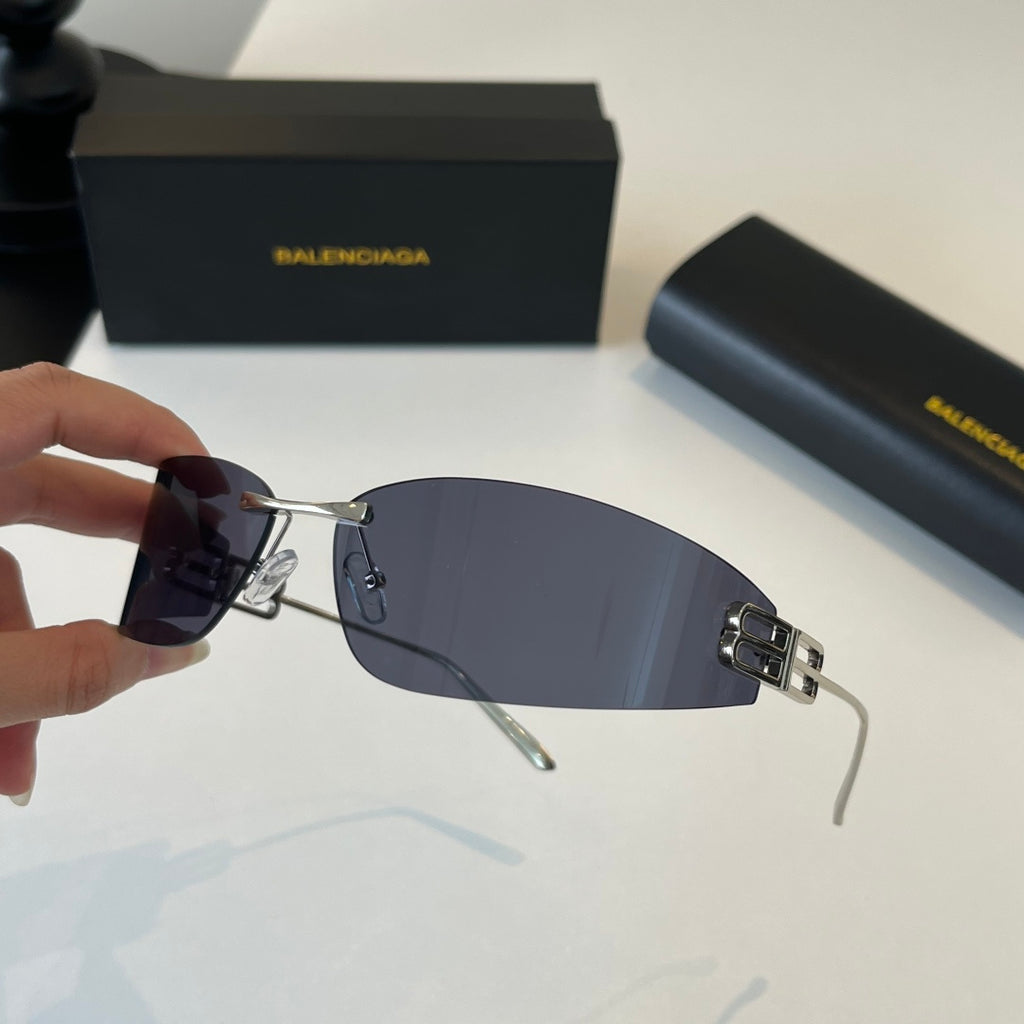 Balenciaga Rectangular Silver Lens Sunglasses for Men & Women - 466024 - detail image 6