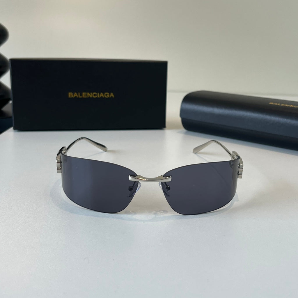 Balenciaga Rectangular Silver Lens Sunglasses for Men & Women - 466024 - detail image 2