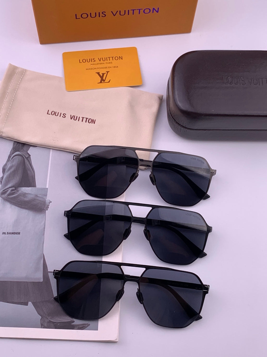 Louis Vuitton L3760 Fashion Blue Lens Sunglasses for Men & Women - 464745 - detail image 8