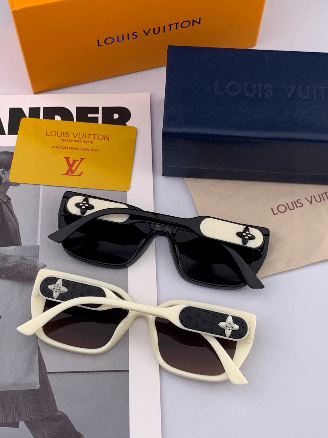 Louis Vuitton L6221 Square Black Lens Sunglasses for Men & Women - 464804 - detail image 6