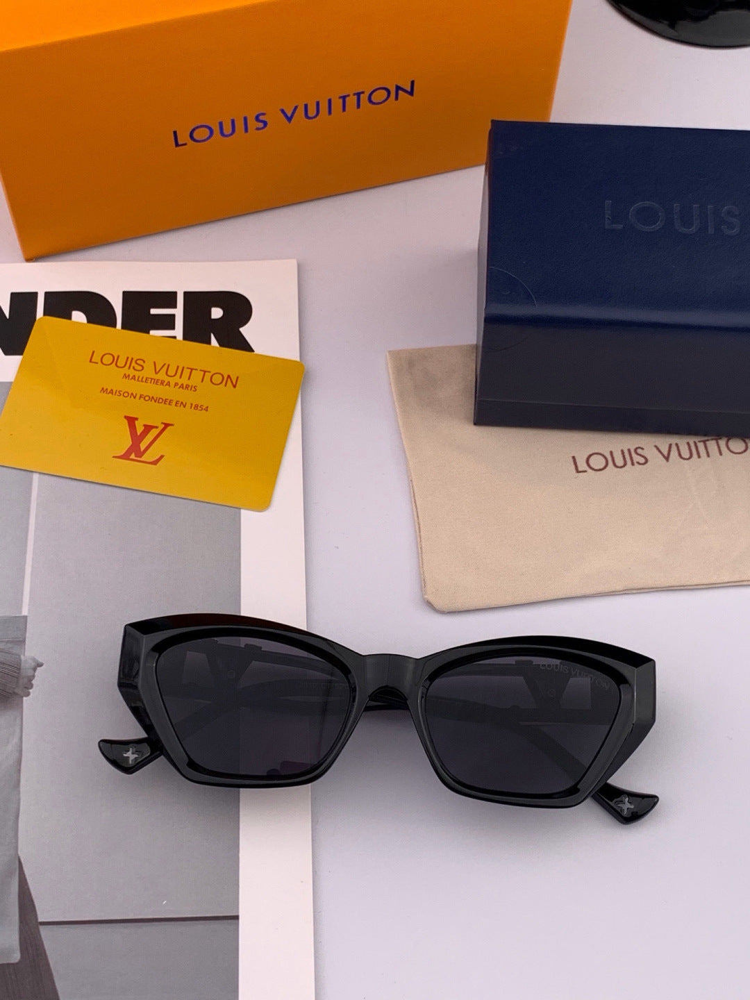 Louis Vuitton L4550 Square Black Lens Sunglasses for Men & Women - 464805