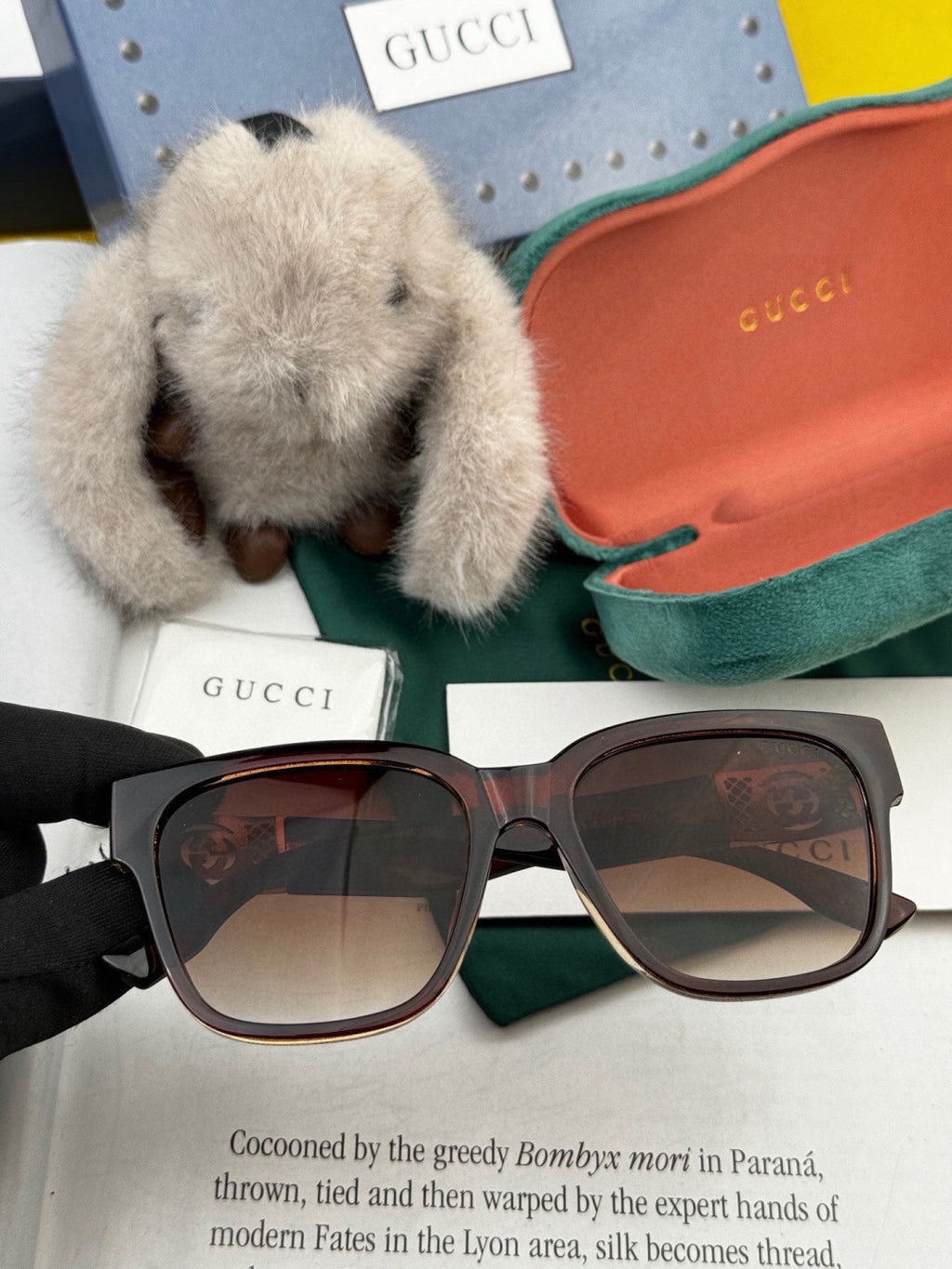 Gucci G35804 Square Gold Lens Sunglasses for Men & Women - 465023 - detail image 2