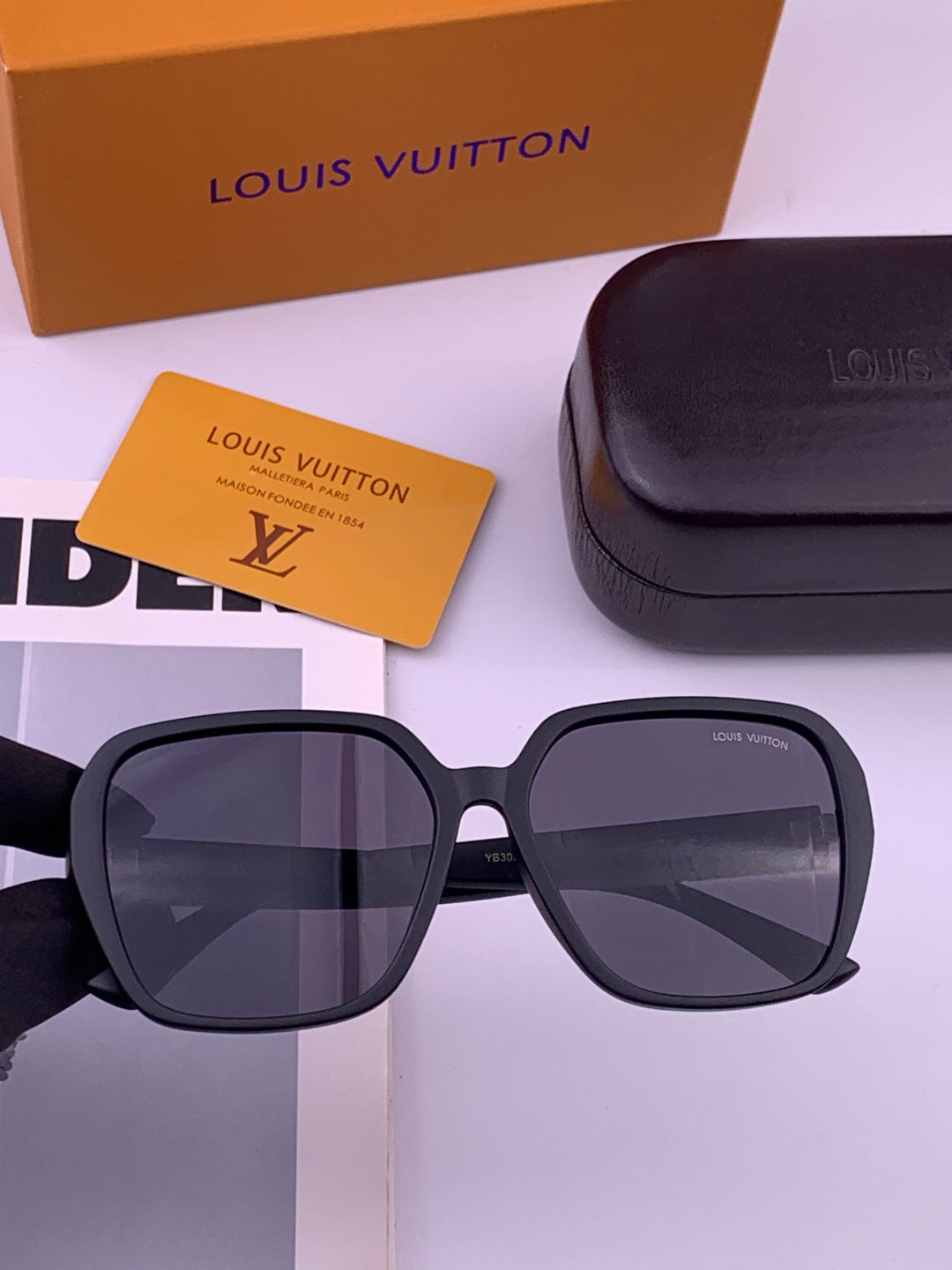 Louis Vuitton L3305 Square Black Lens Sunglasses for Men & Women - 464821