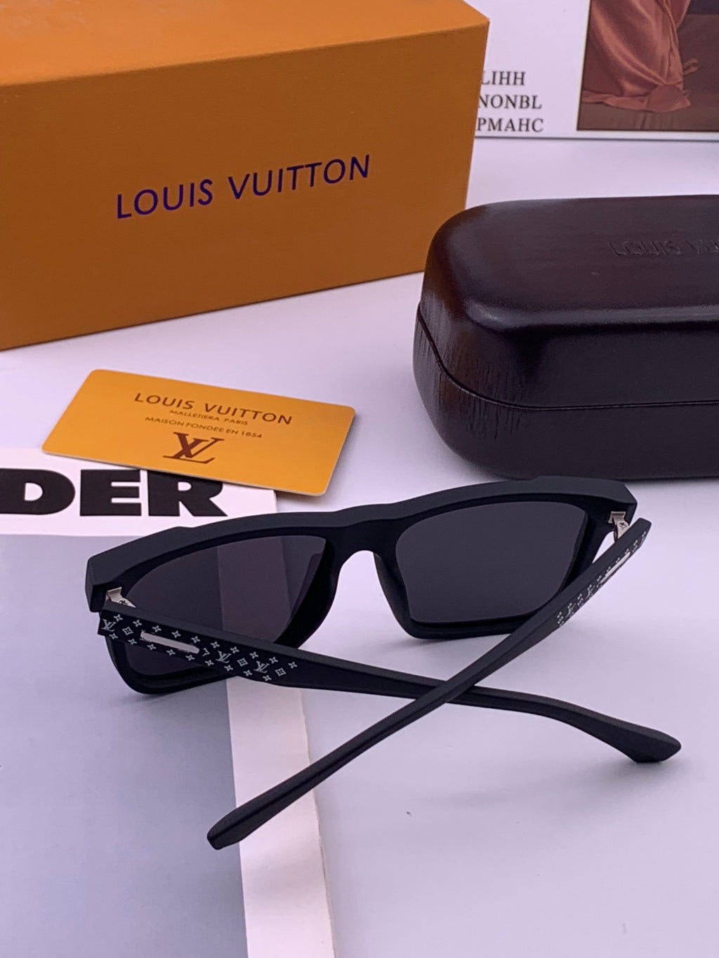 Louis Vuitton L8510 Square Brown Lens Sunglasses for Men & Women - 464790 - detail image 6