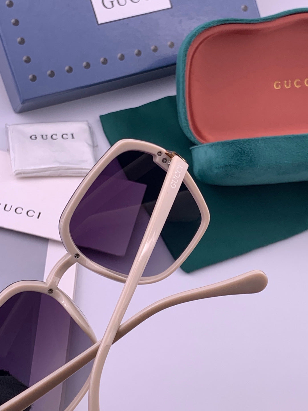 Gucci G313 Square Gold Lens Sunglasses for Men & Women - 465005 - detail image 7