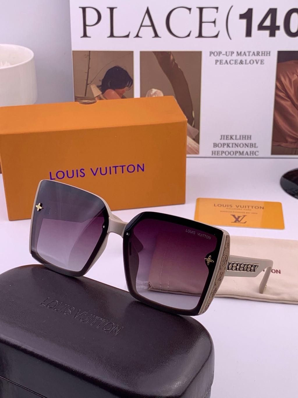 Louis Vuitton Fashion Gold Lens Sunglasses for Men & Women - 464795