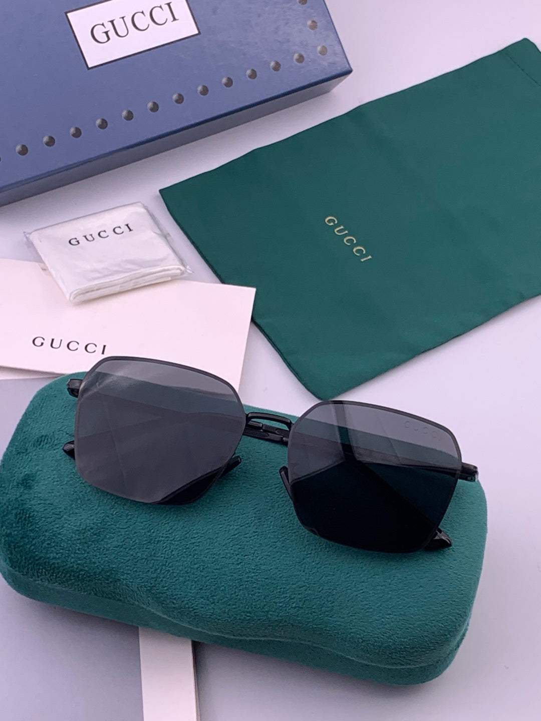 Gucci G6881 Polarized Aviator Brown Lens Sunglasses for Men - 464995 - detail image 7
