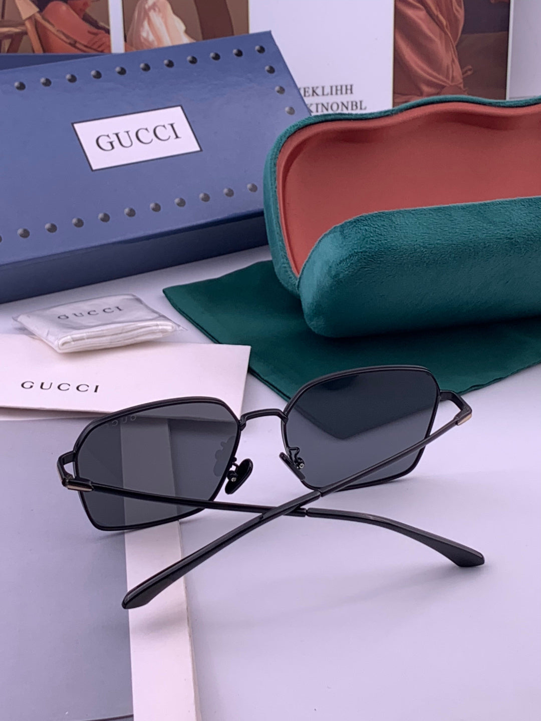 Gucci G6881 Polarized Aviator Gold Lens Sunglasses for Men - 464996 - detail image 4