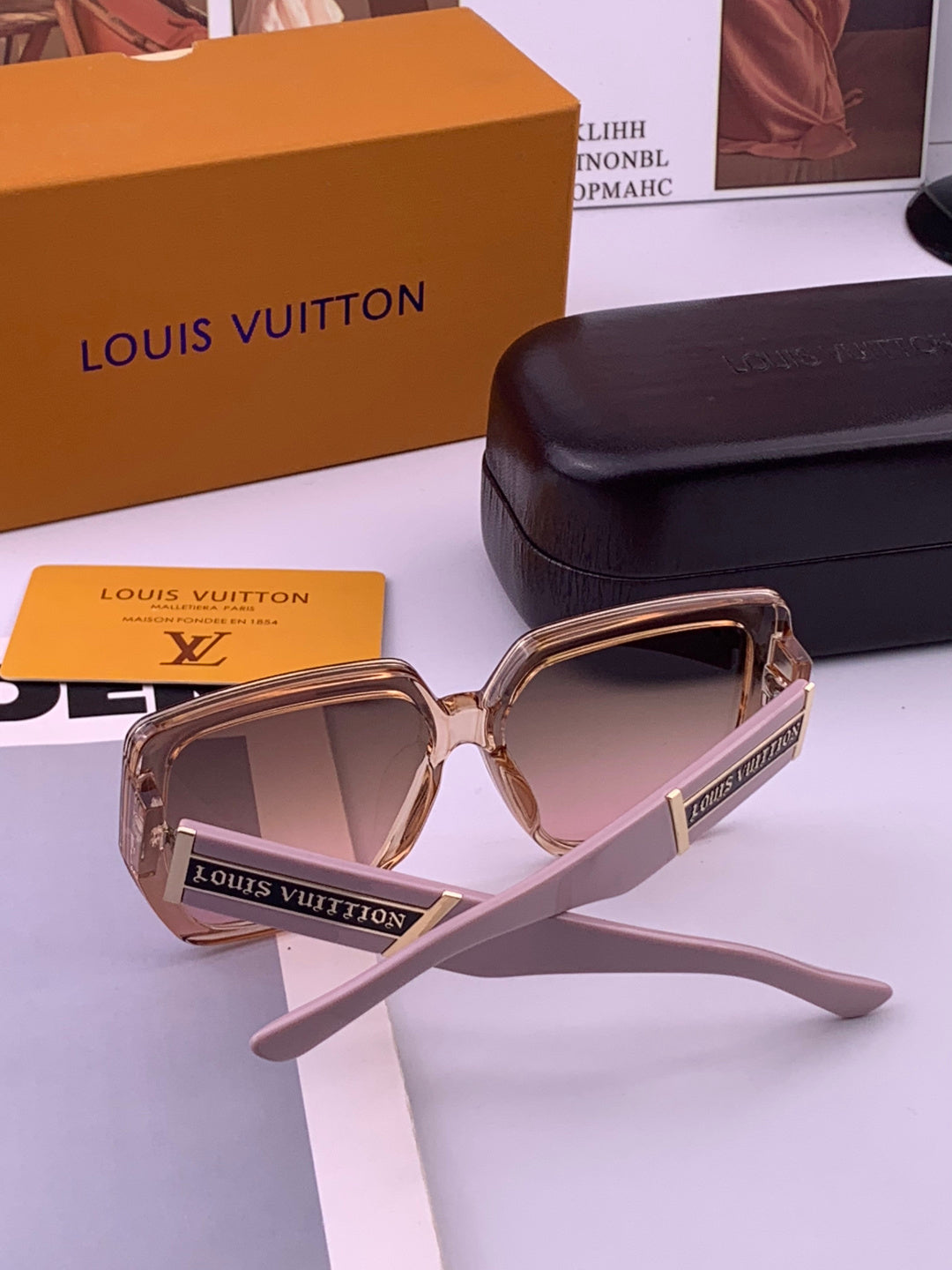 Louis Vuitton L4231 Square Brown Lens Sunglasses for Men & Women - detail image 6