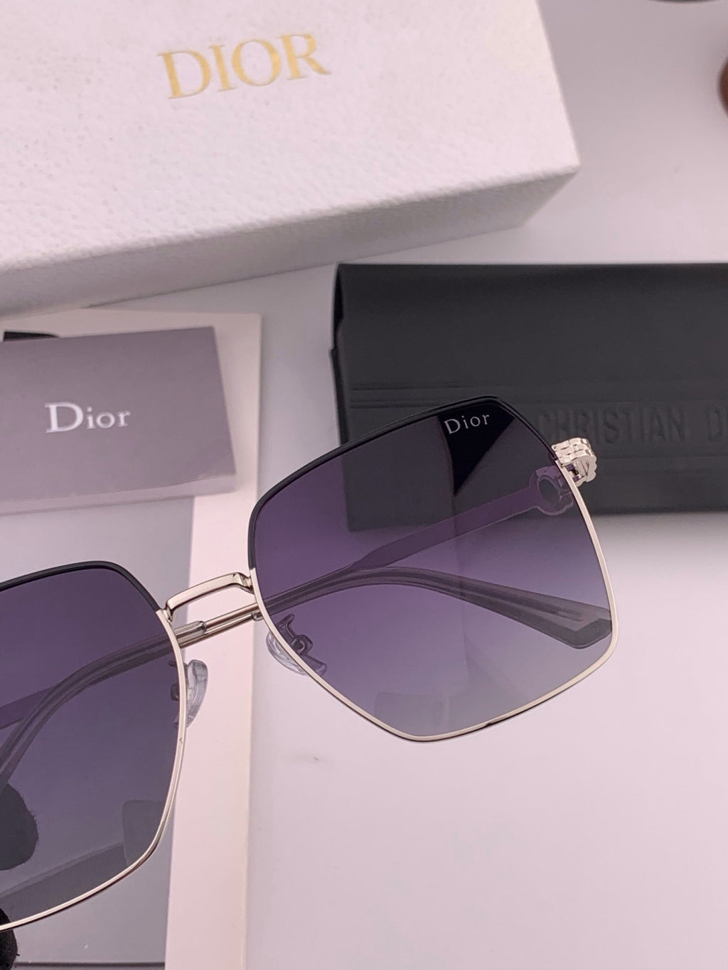 Dior D6310 Polarized Square Red Lens Sunglasses for Men & Women - 465325 - detail image 5