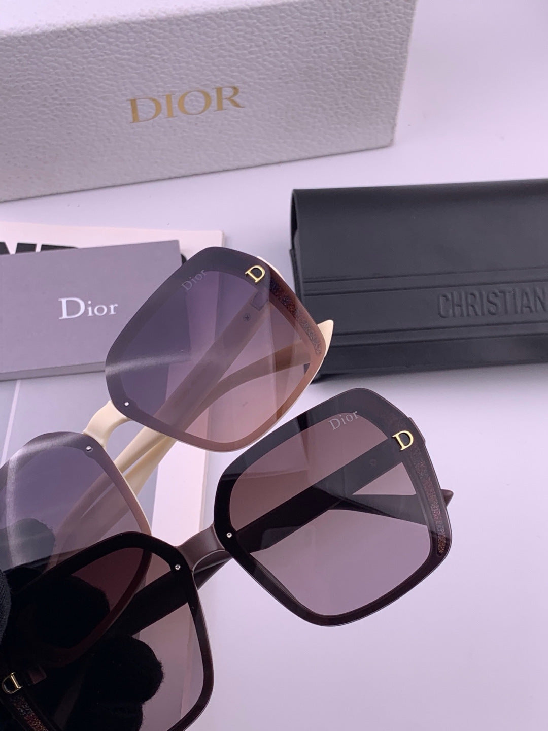 Dior D3200 Polarized Fashion Black Lens Sunglasses for Men & Women - 465313 - detail image 3