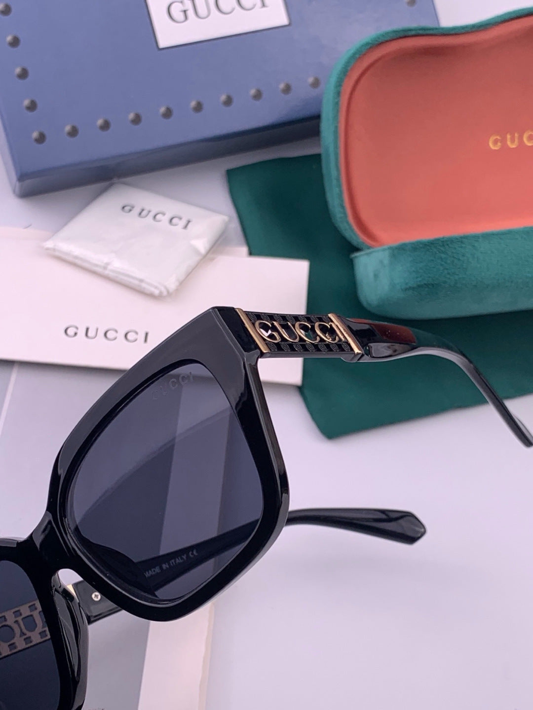 Gucci G16911 Square Gold Lens Sunglasses for Men & Women - 464907 - detail image 3