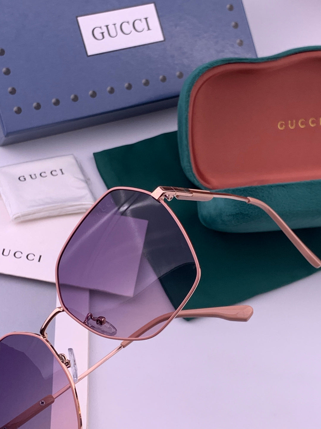 Gucci G9822 Polarized Oversized Brown Lens Sunglasses for Men & Women - 464912 - detail image 3