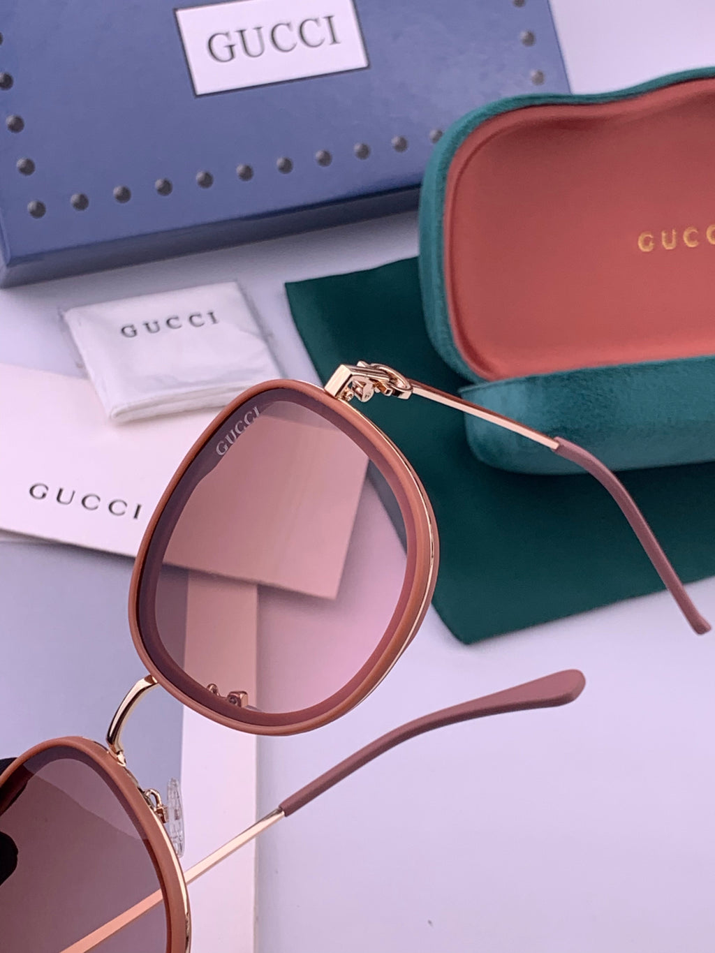 Gucci G9680 Polarized Fashion Gold Lens Sunglasses for Men & Women - 464914 - detail image 3