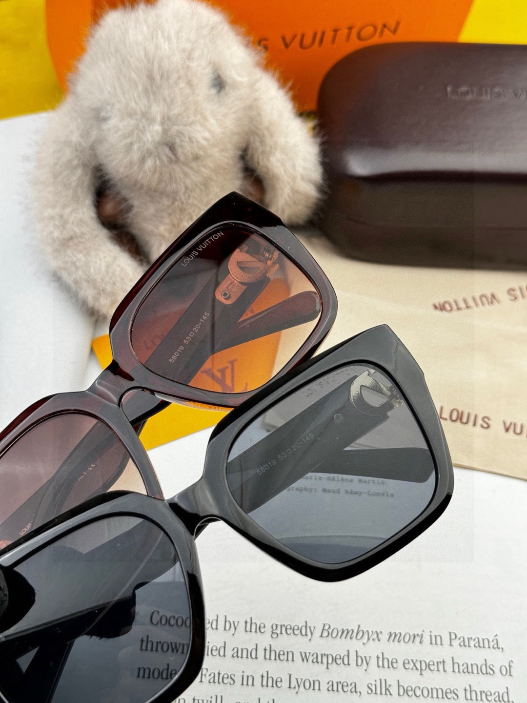 Louis Vuitton L95801 Square Brown Lens Sunglasses for Women - 464715 - detail image 3