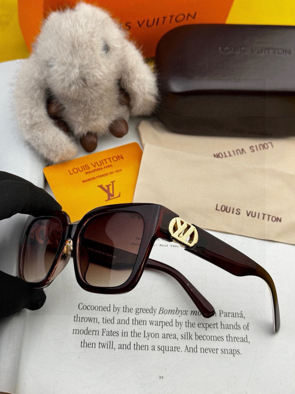 Louis Vuitton L95801 Square Brown Lens Sunglasses for Women - 464715