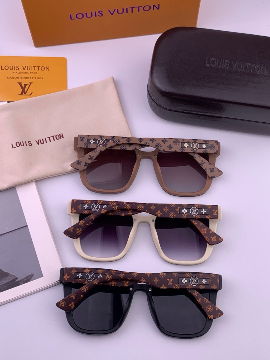 Louis Vuitton L1132 Square Gold Lens Sunglasses for Women - 464697 - detail image 6