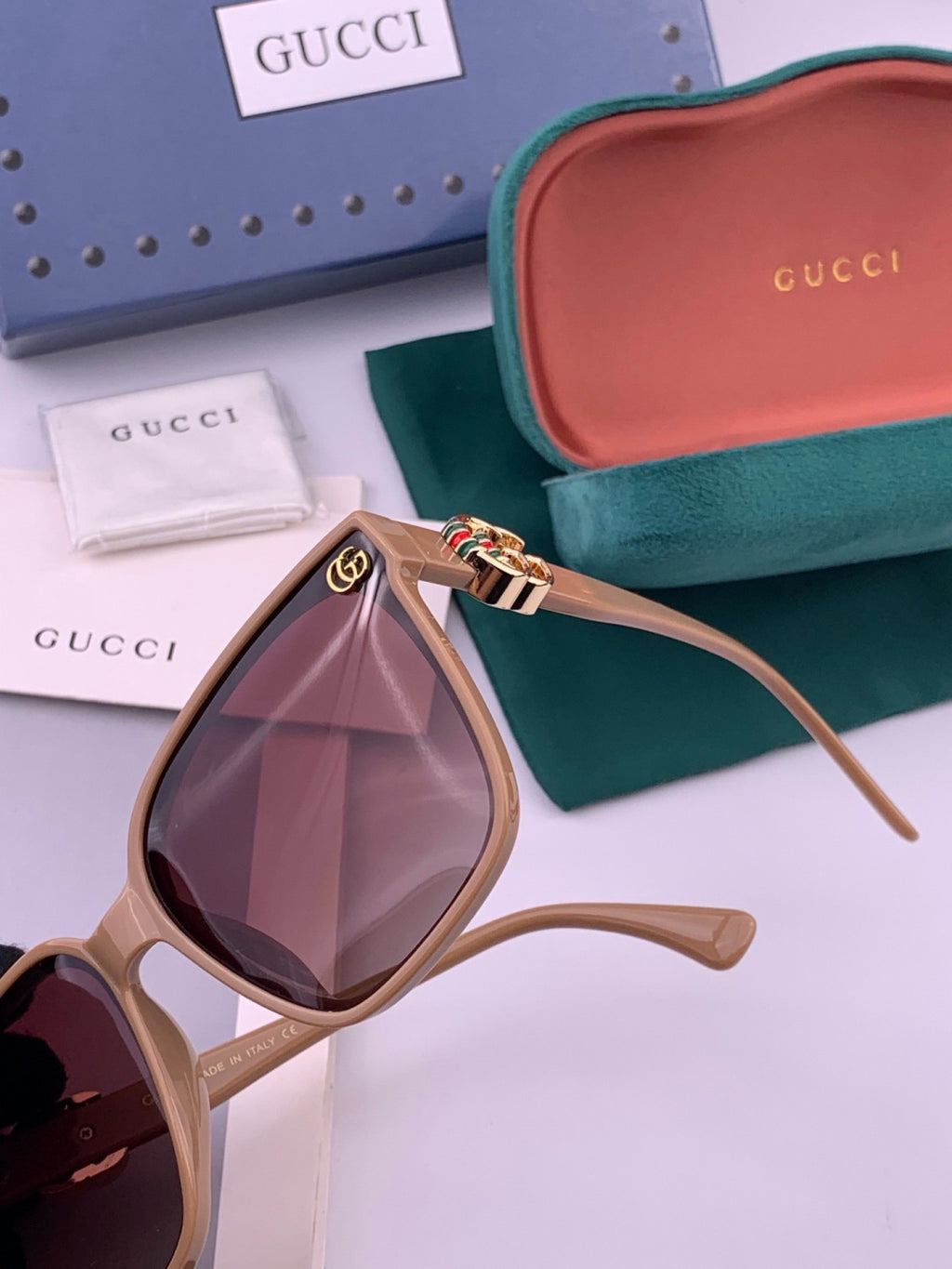 Gucci G0262 Polarized Square Gold Lens Sunglasses for Men & Women - 464895 - detail image 2