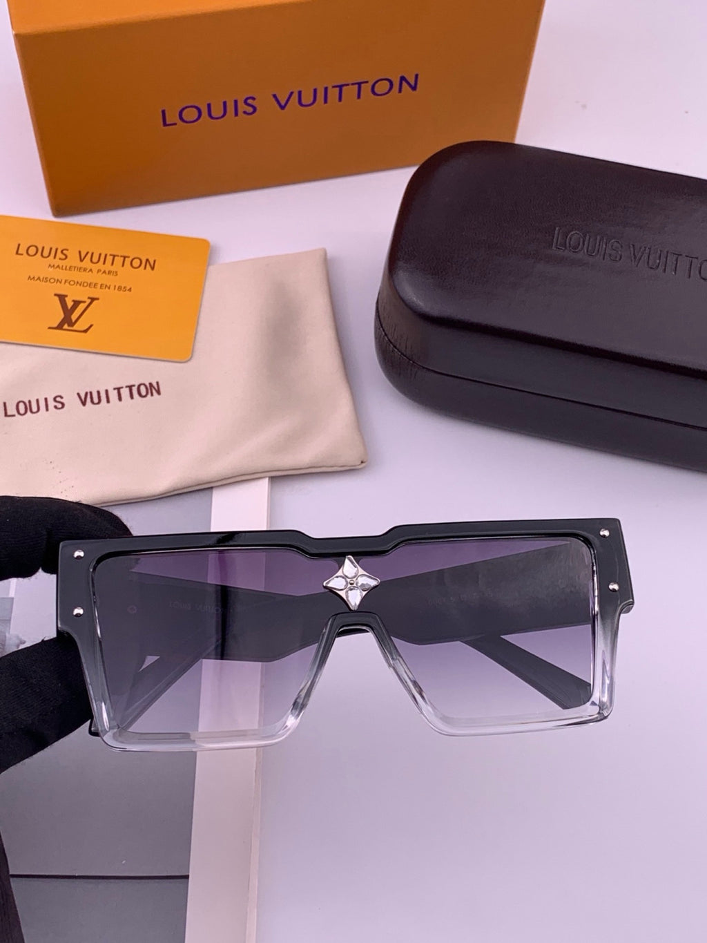 Louis Vuitton L7600 Square Black Lens Sunglasses for Women - 464699