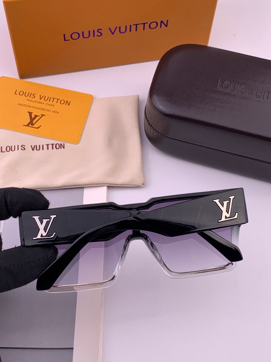 Louis Vuitton L7600 Square Black Lens Sunglasses for Women - 464699 - detail image 6