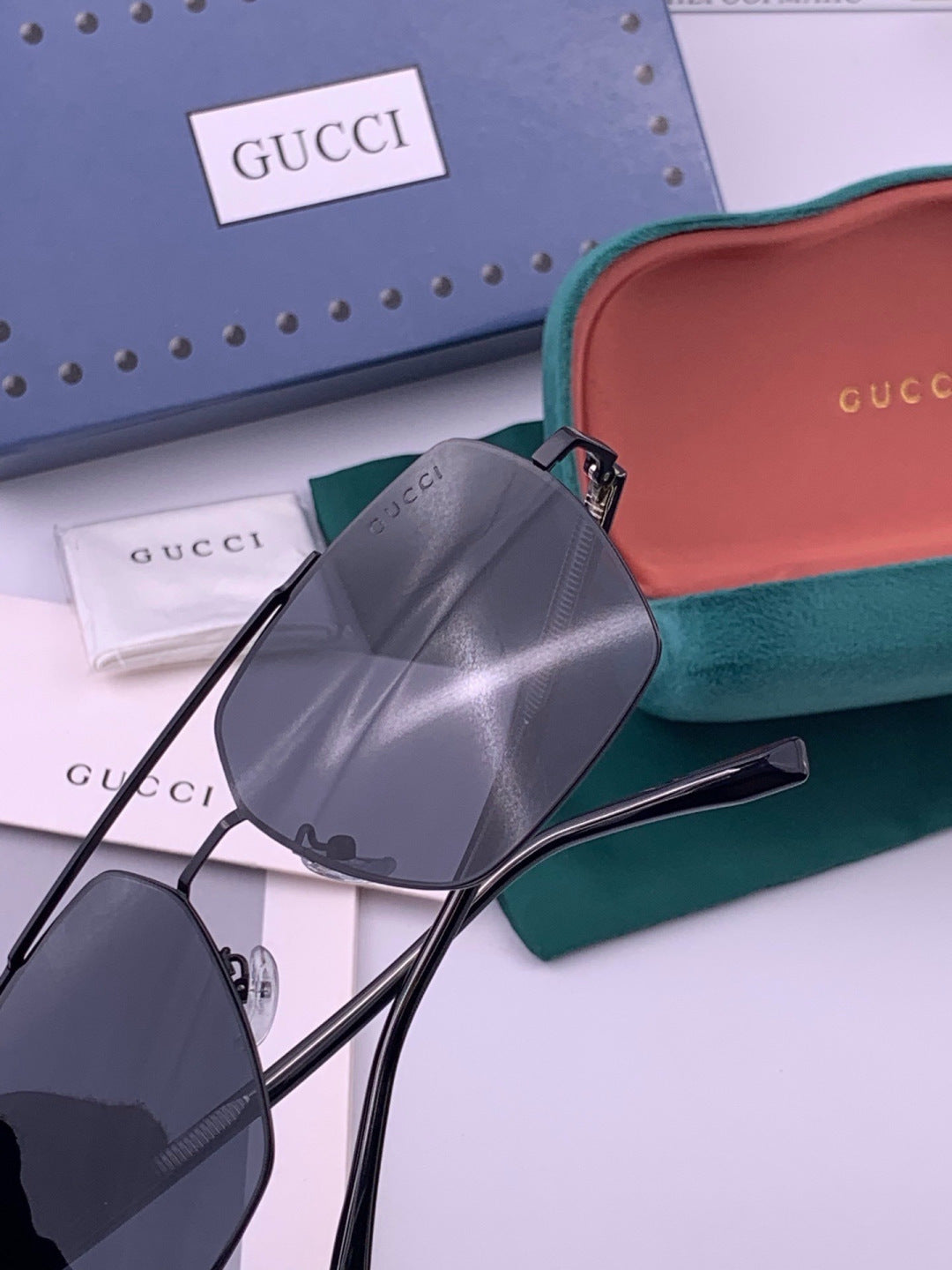Gucci G5803 Polarized Aviator Black Lens Sunglasses for Men - 464879 - detail image 4