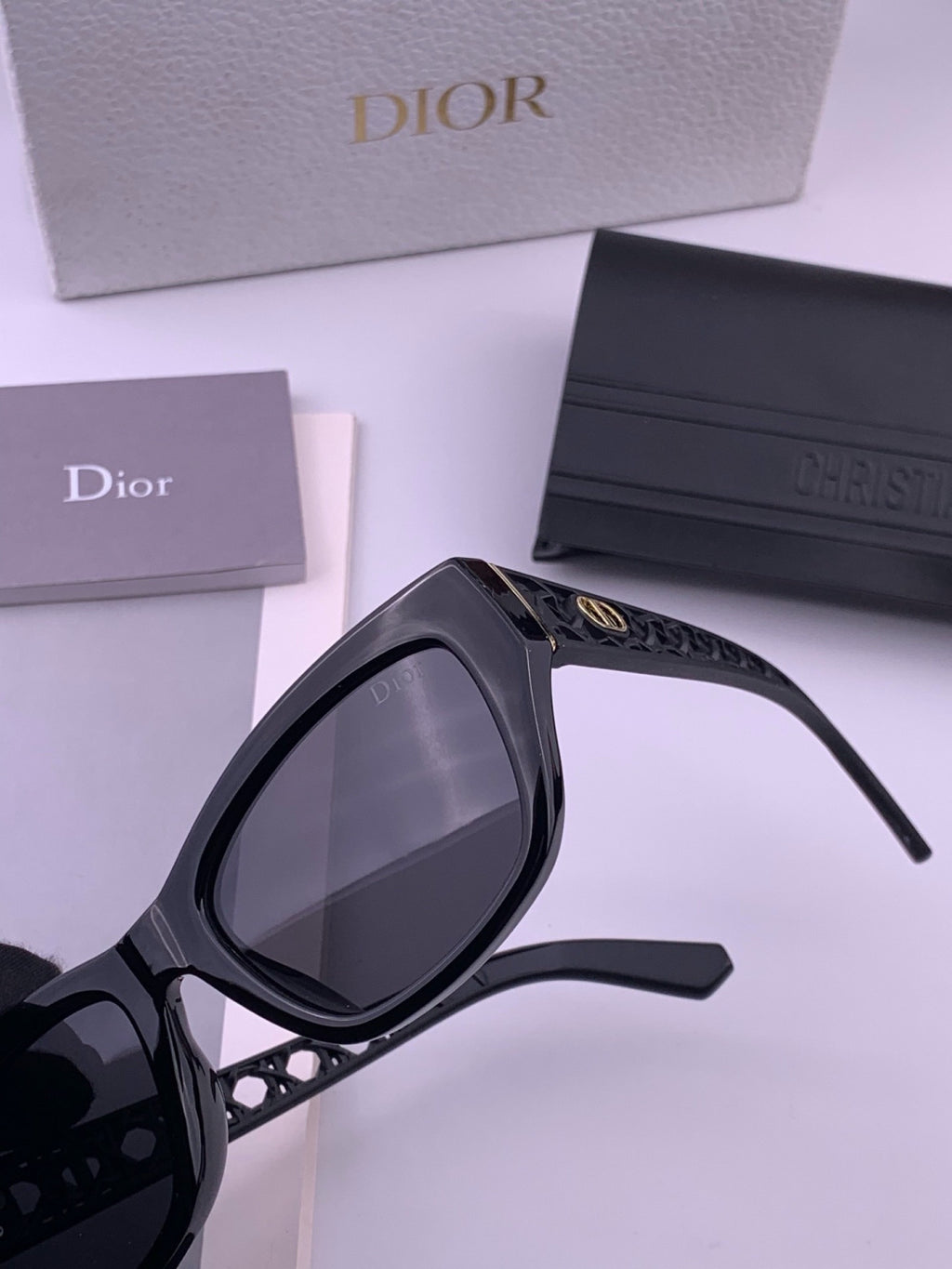 Dior CD5390 Polarized Fashion Brown Lens Sunglasses for Women - detail image 3