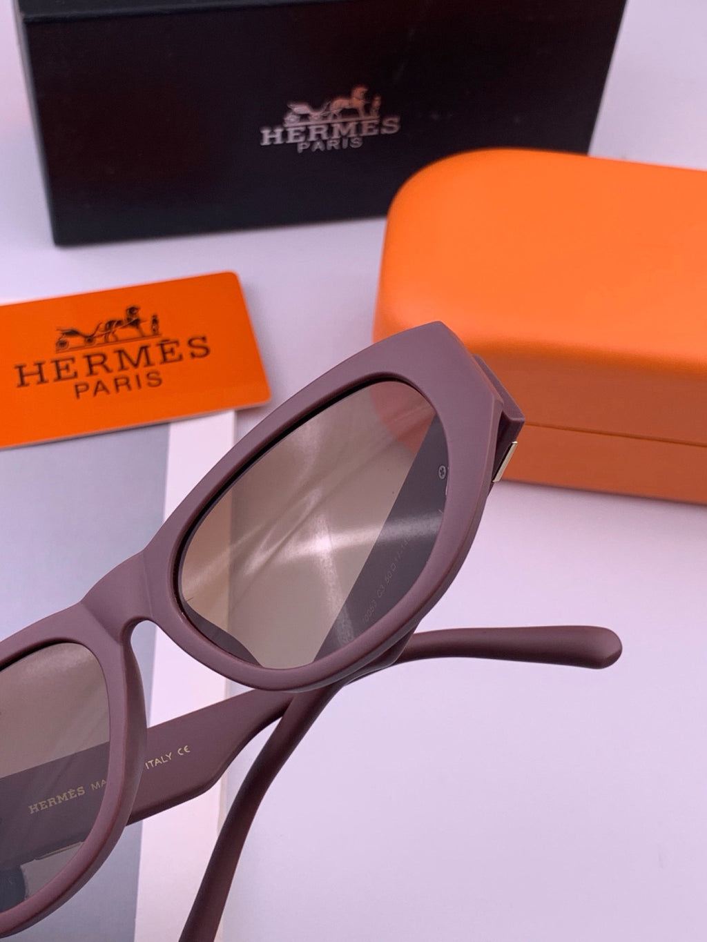 Hermès H37005 Square Red Lens Sunglasses for Men & Women - 488079 - detail image 5