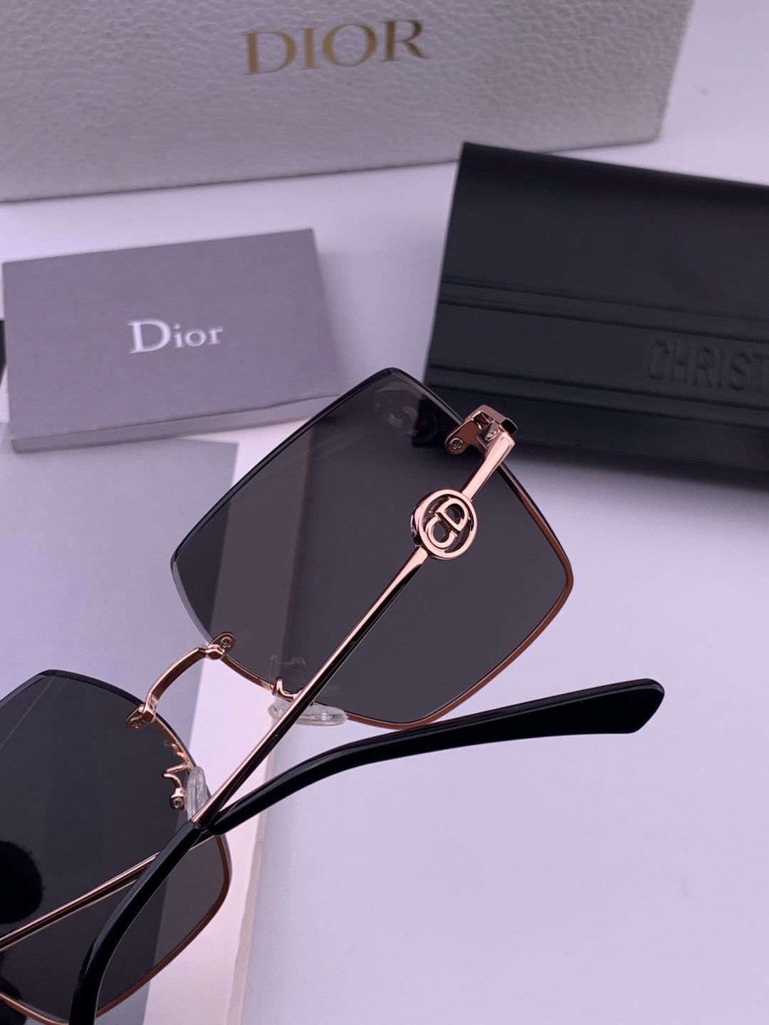 Dior CD7371 Lightweight Rimless Black Lens Sunglasses for Women - 486706 - detail image 4