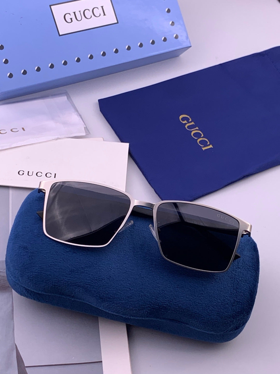 Gucci G6807 Polarized Aviator Gold Lens Sunglasses for Men & Women - detail image 6